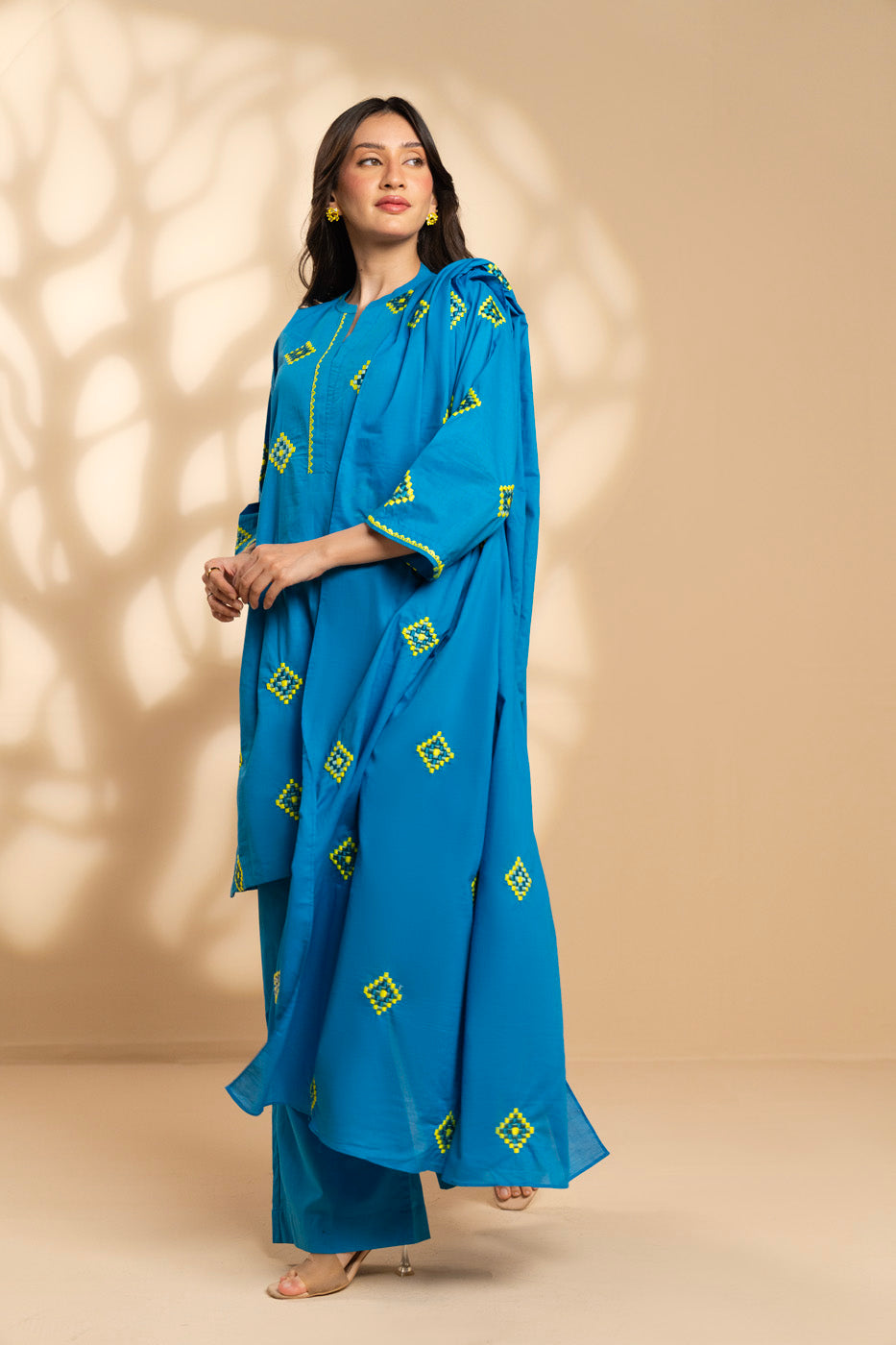RTW | SHIRT, TROUSER & DUPATTA alternate view
