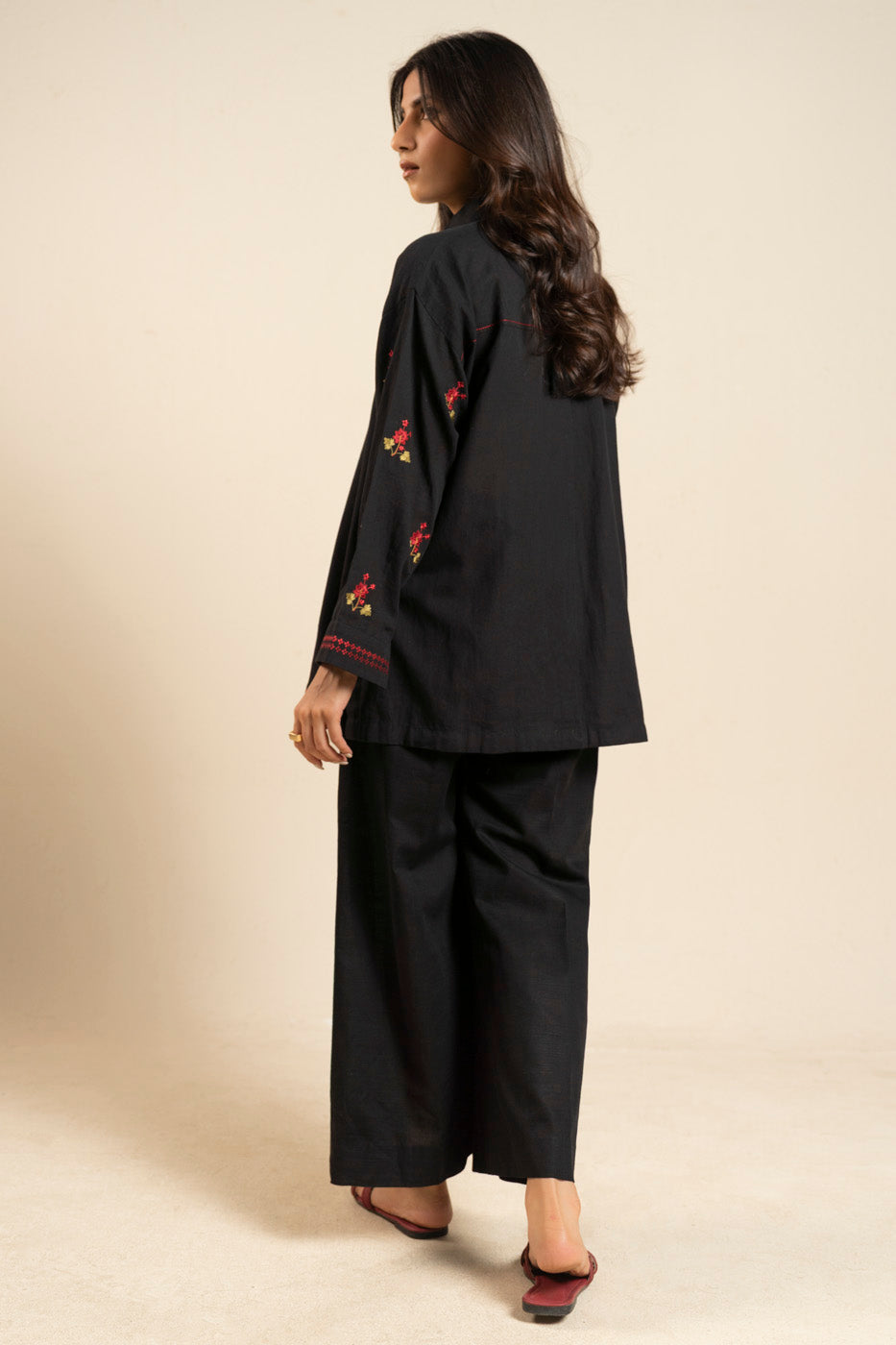 RTW | SHIRT view 4