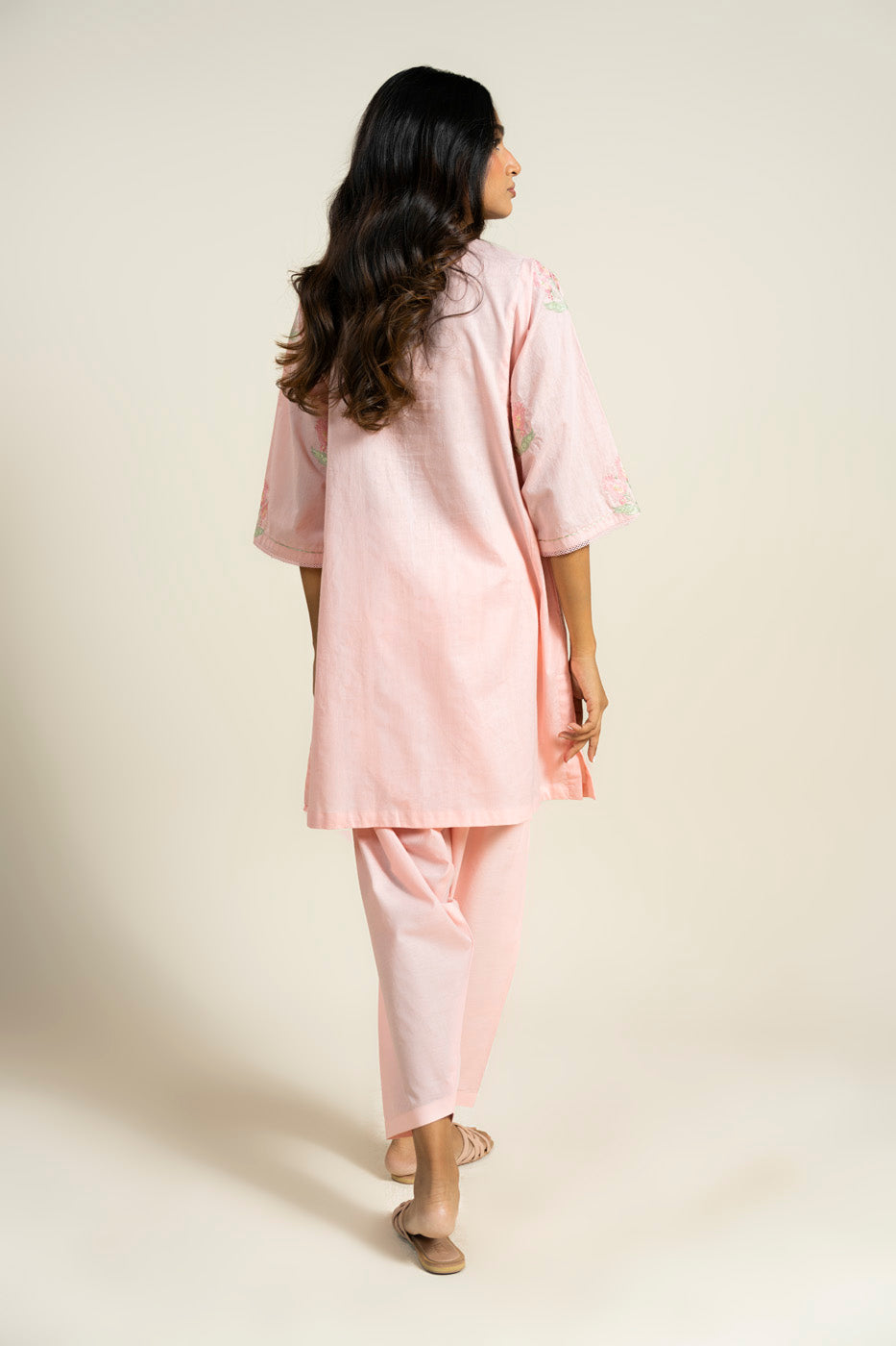 RTW | SHIRT view 4