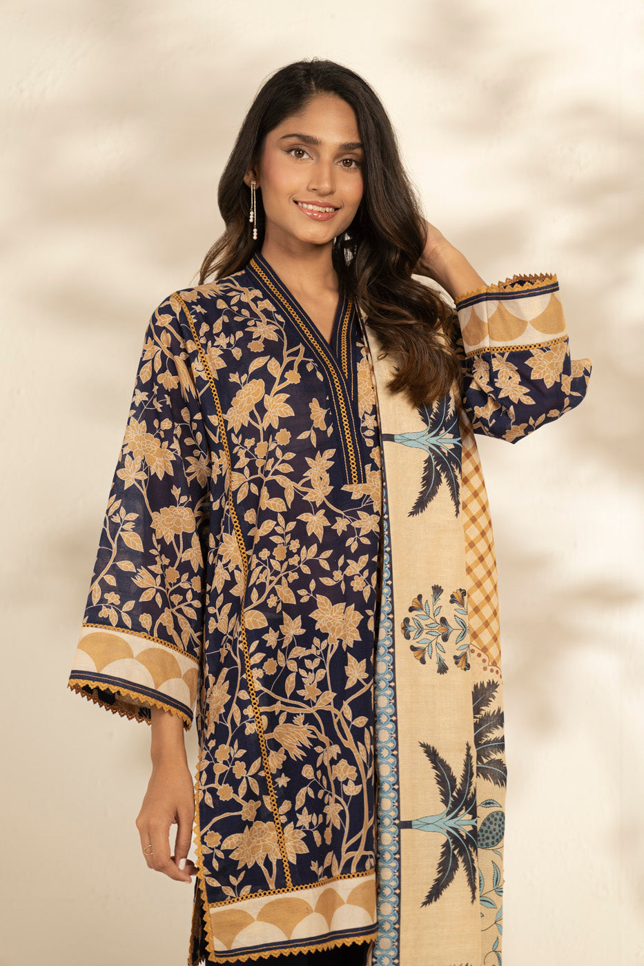 RTS | SHIRT, TROUSER & DUPATTA alternate view