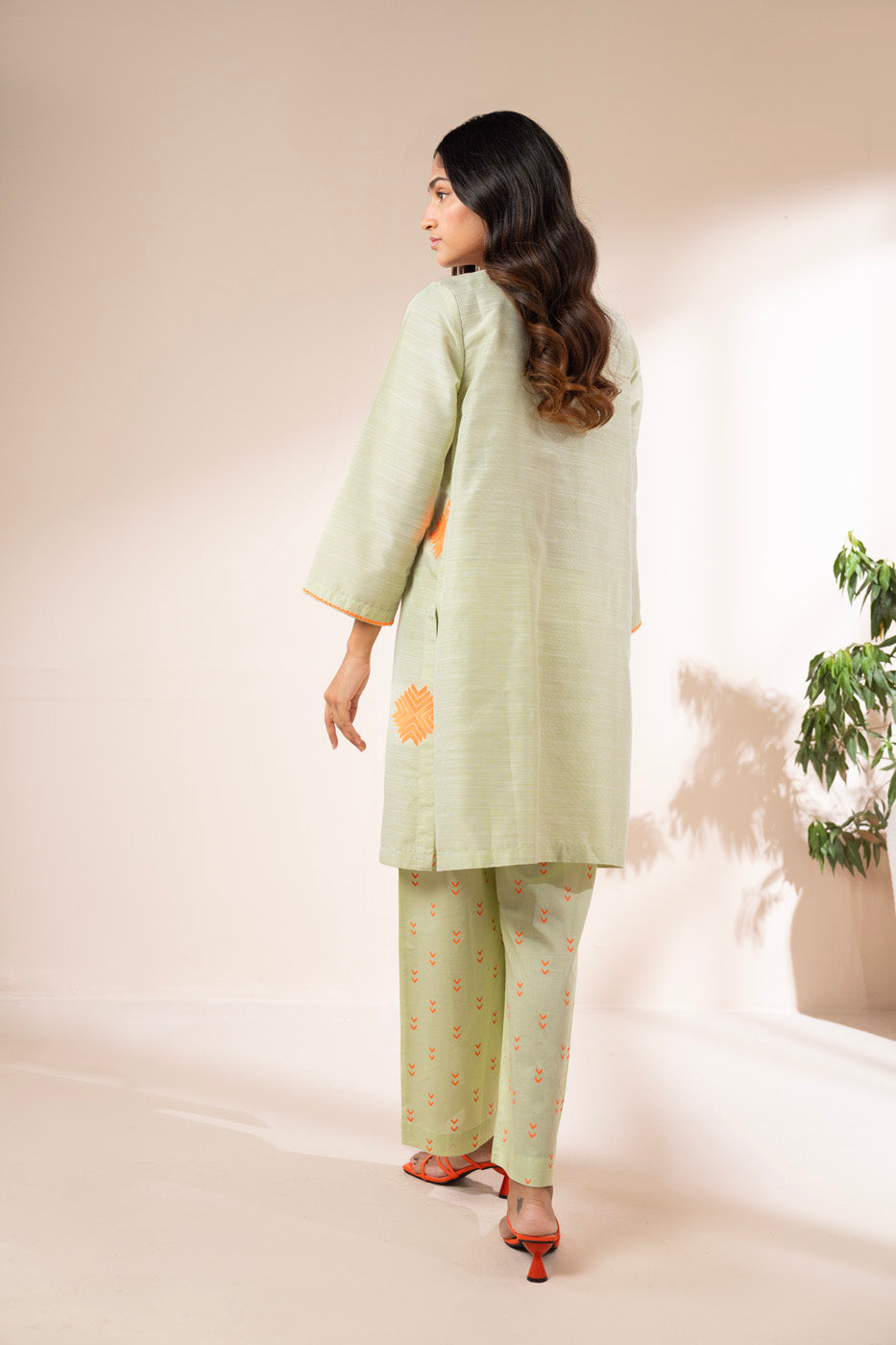 RTW | SHIRT & TROUSER view 4