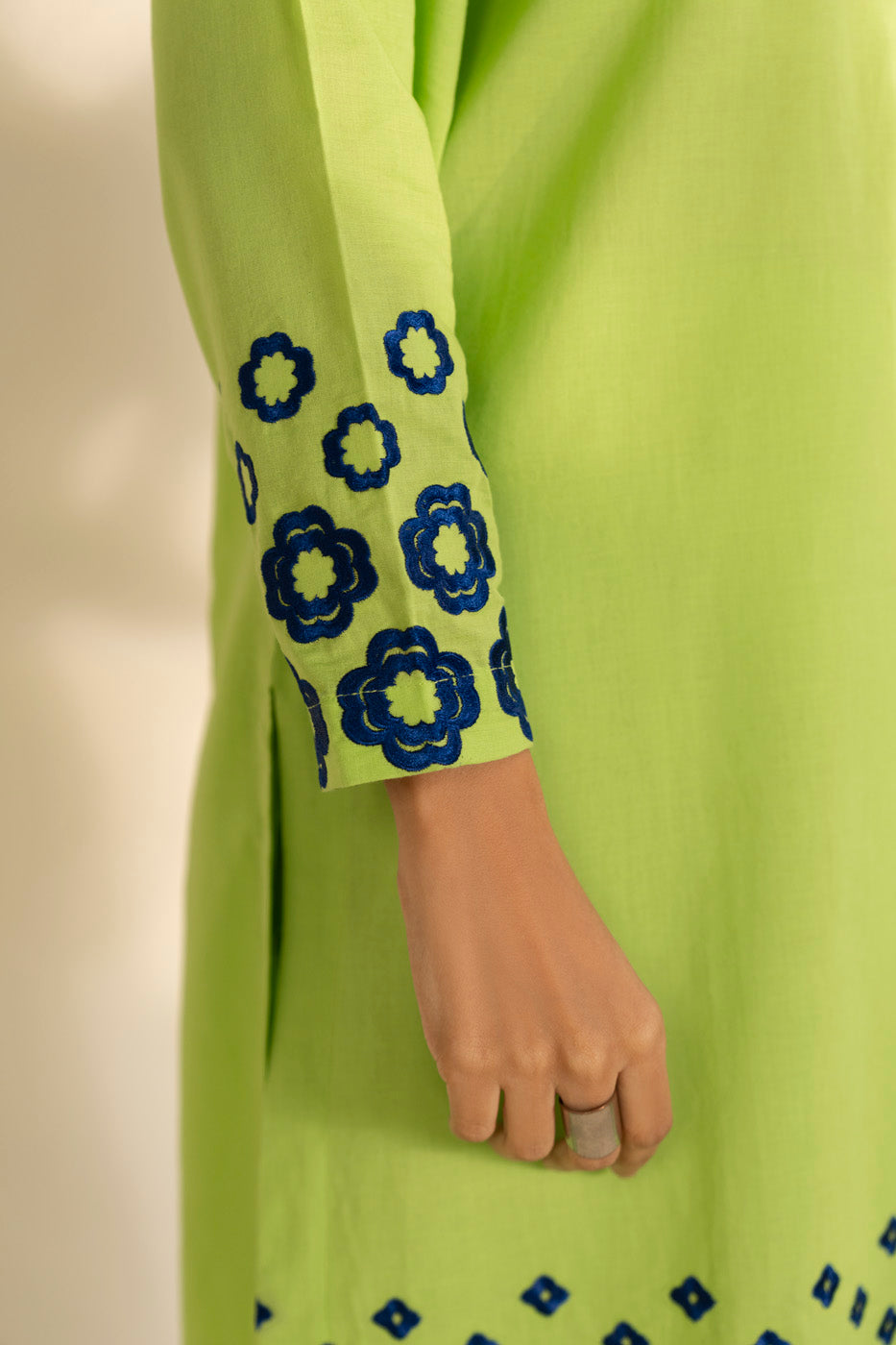RTW | SHIRT, TROUSER & DUPATTA view 4