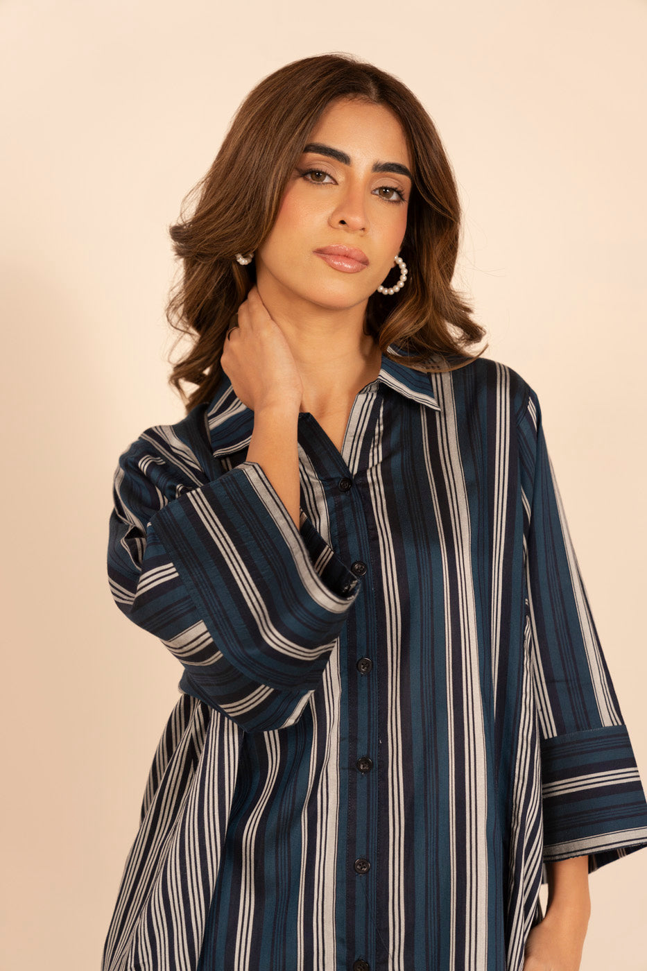 RTW | SHIRT alternate view