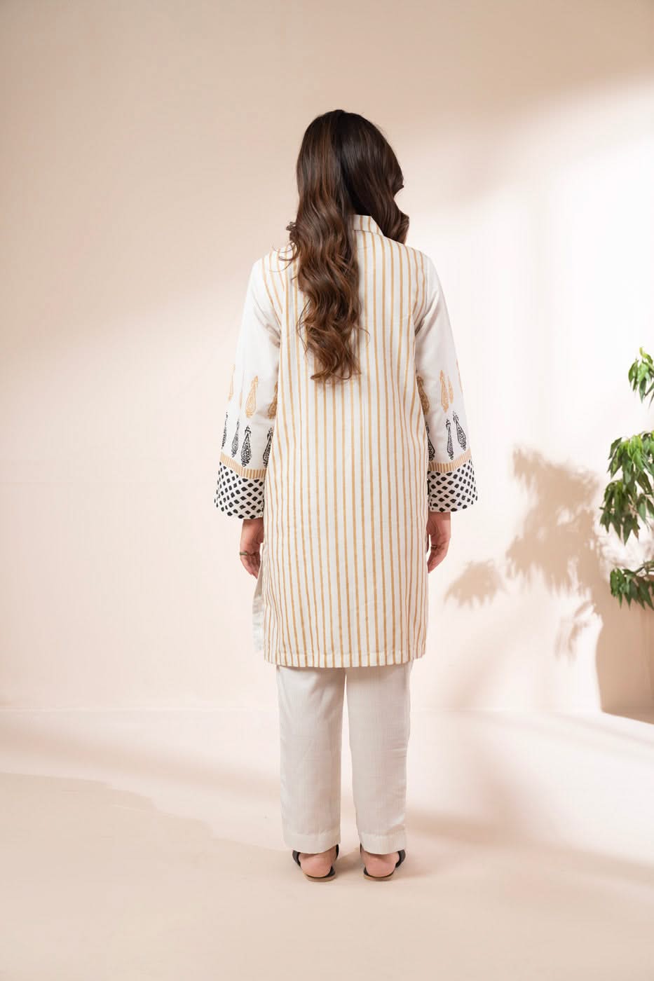 RTW | SHIRT & TROUSER view 4