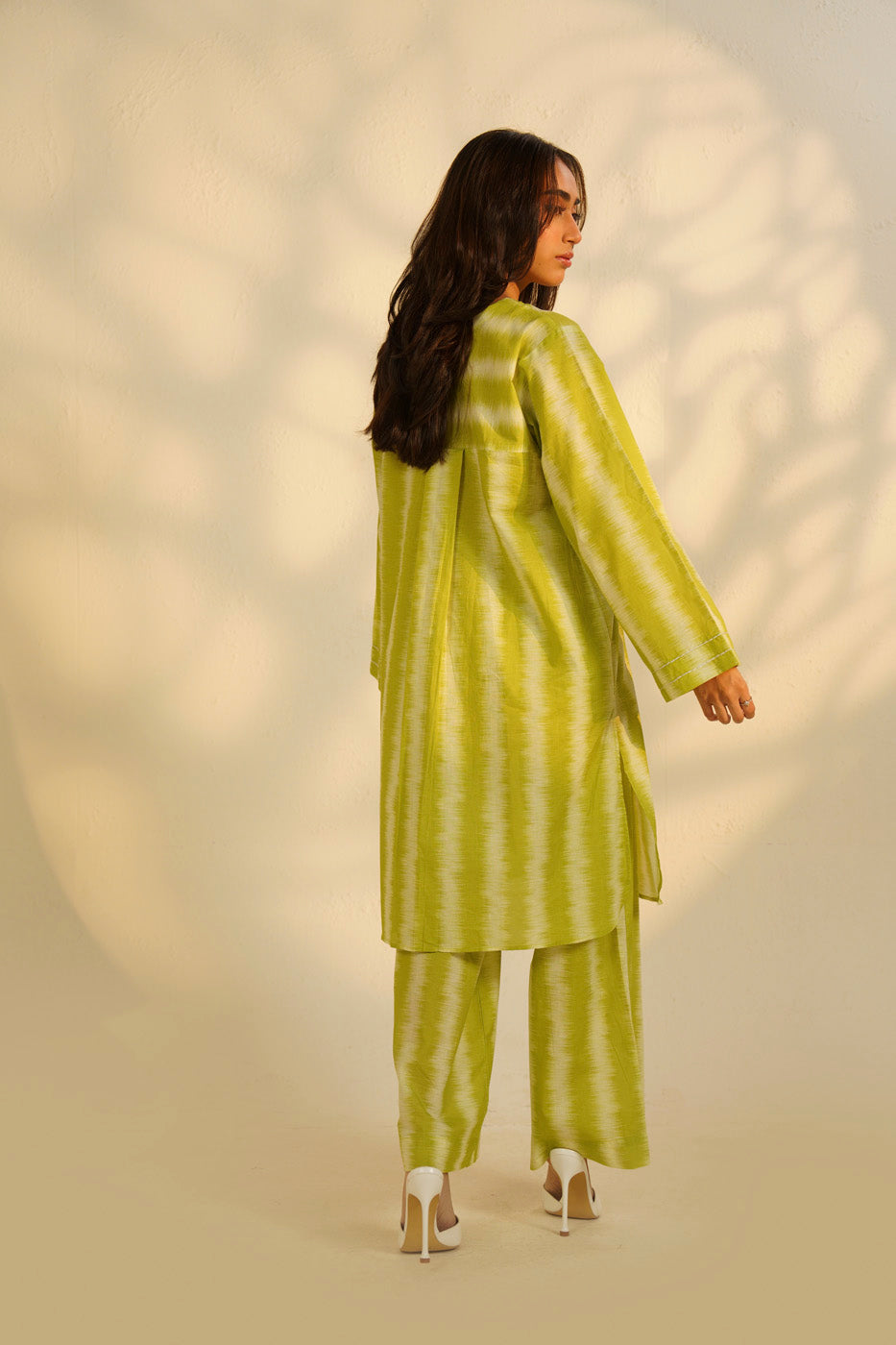 RTW | SHIRT view 4