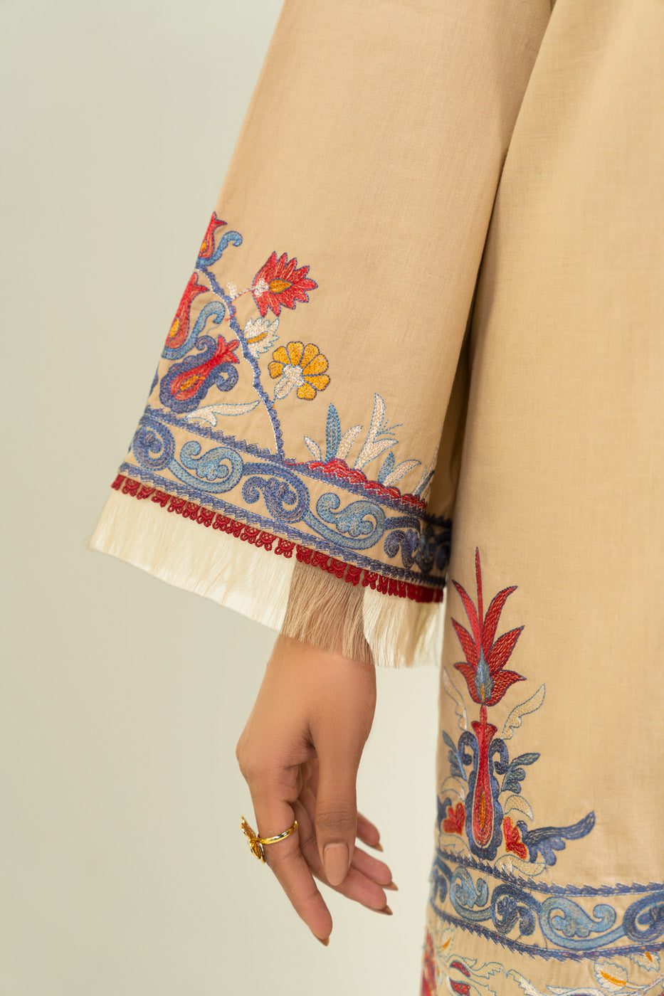 RTW | SHIRT & TROUSER view 4