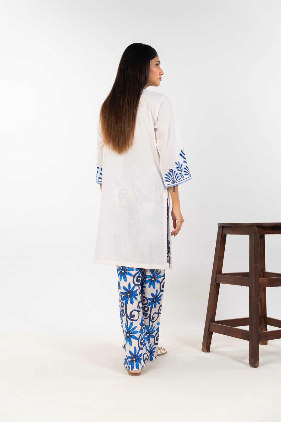 RTW | SHIRT view 4
