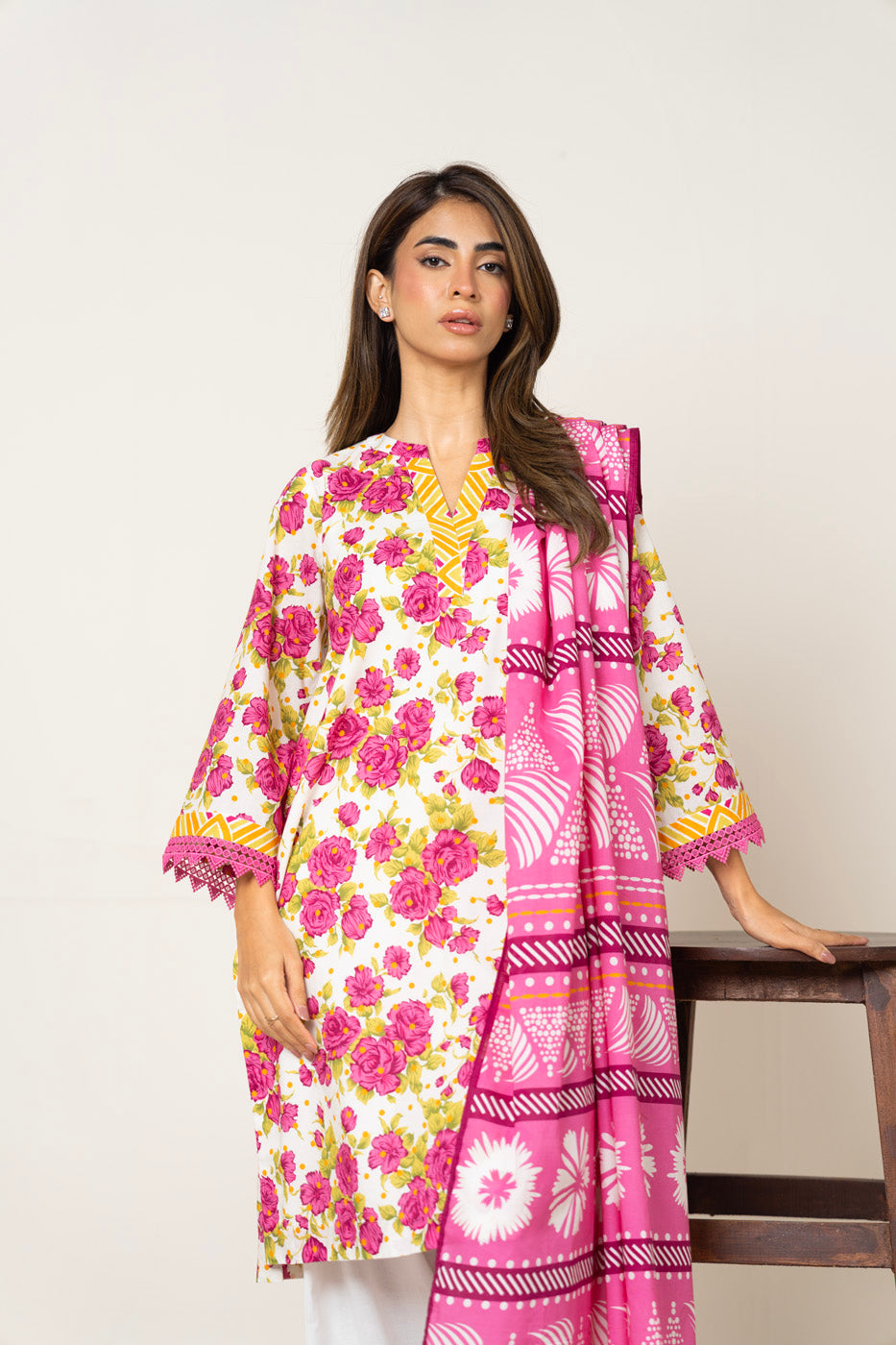 RTS | SHIRT & DUPATTA alternate view