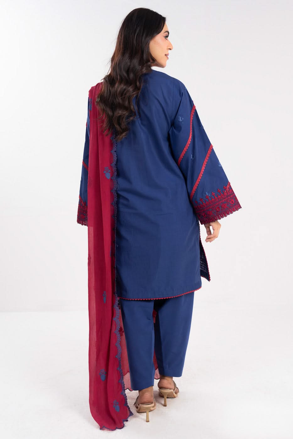 RTS | SHIRT, TROUSER & DUPATTA view 4