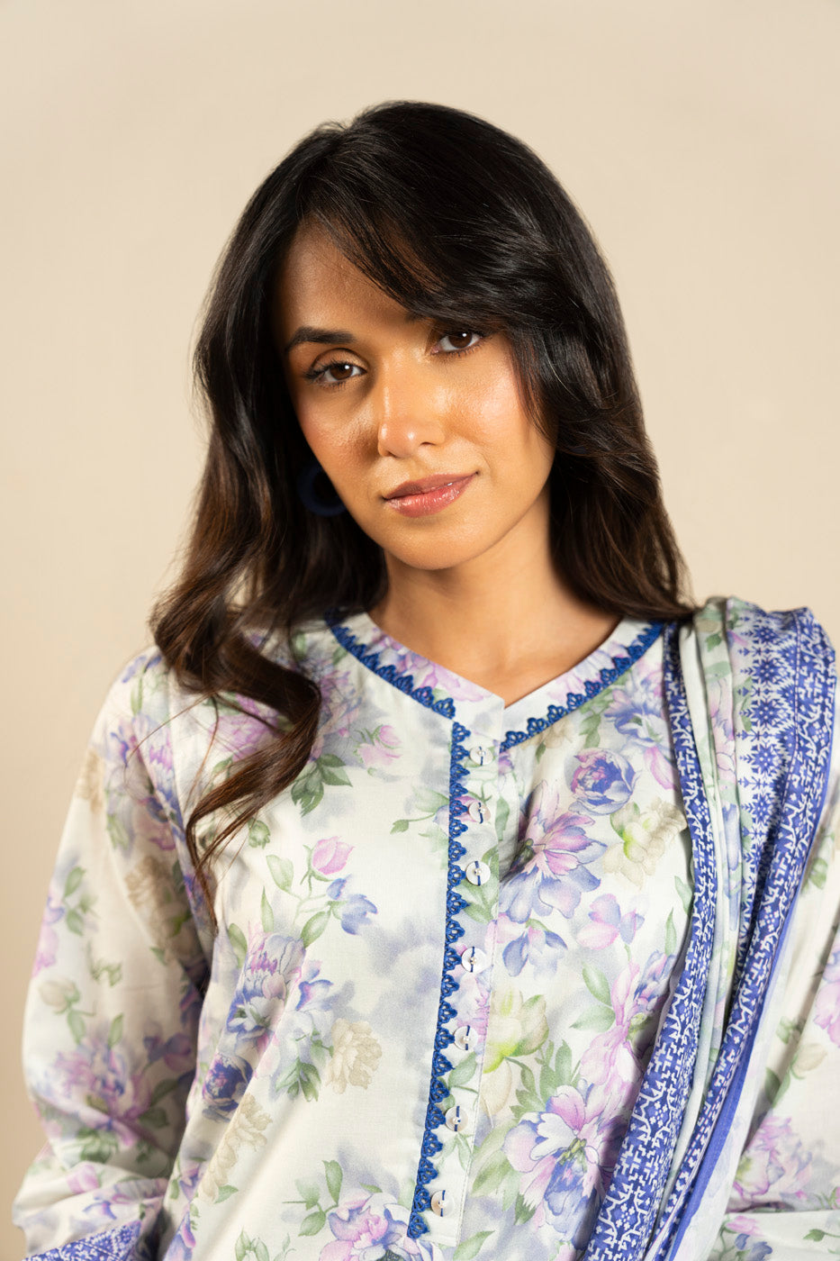 RTS | SHIRT, TROUSER & DUPATTA alternate view