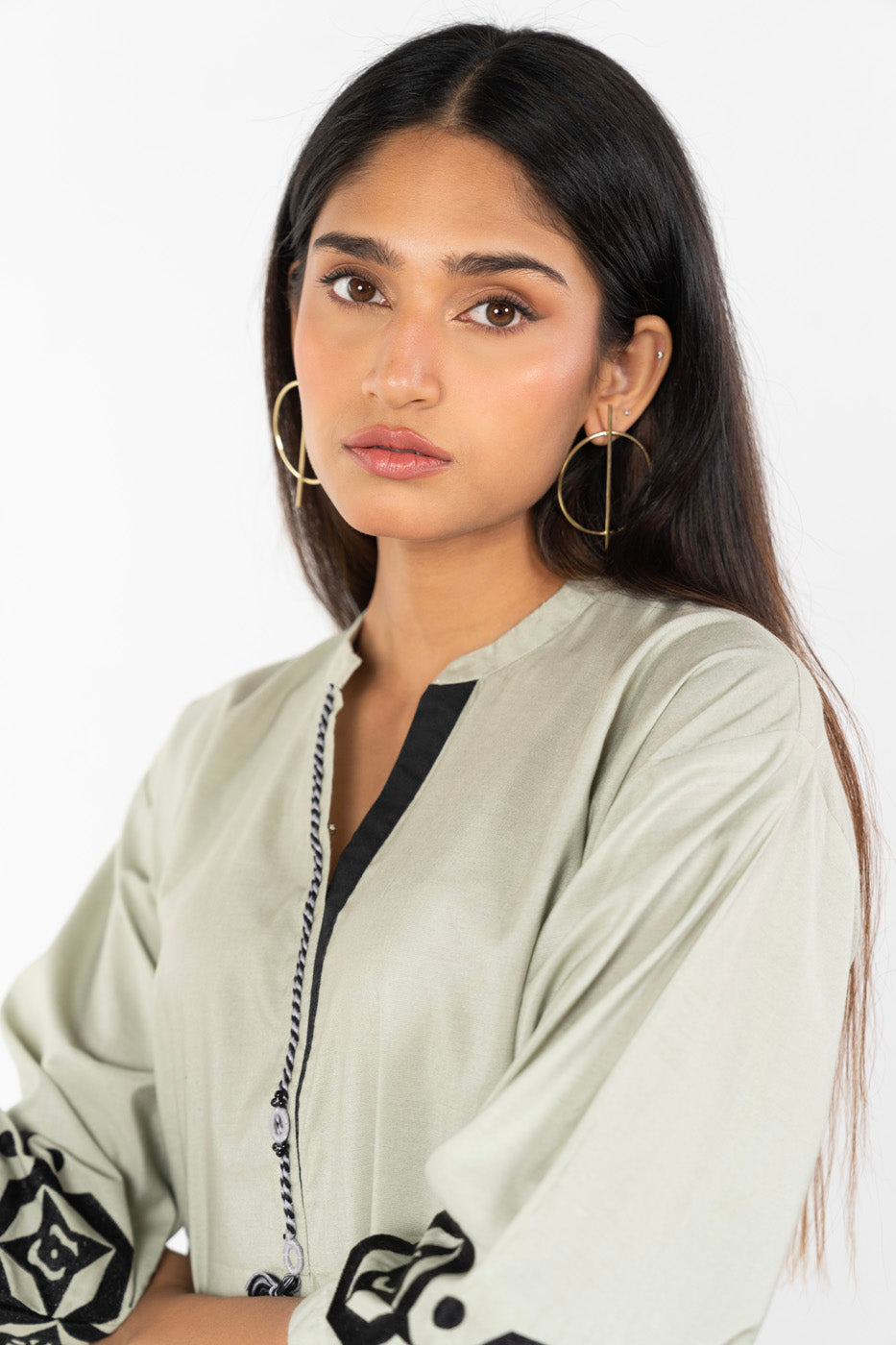RTW | SHIRT view 3