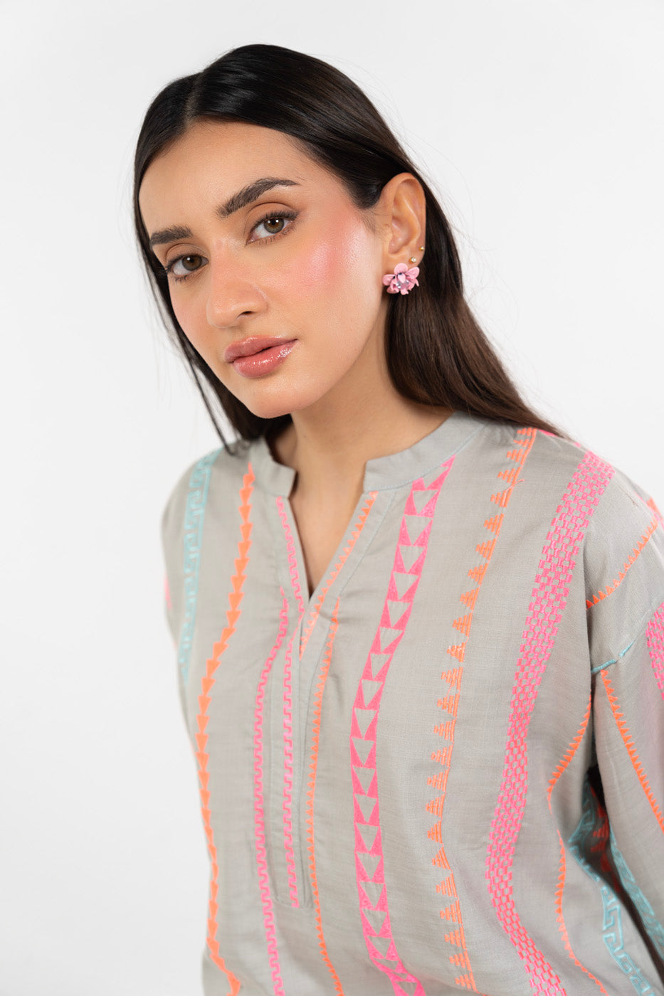 RTW | SHIRT view 3