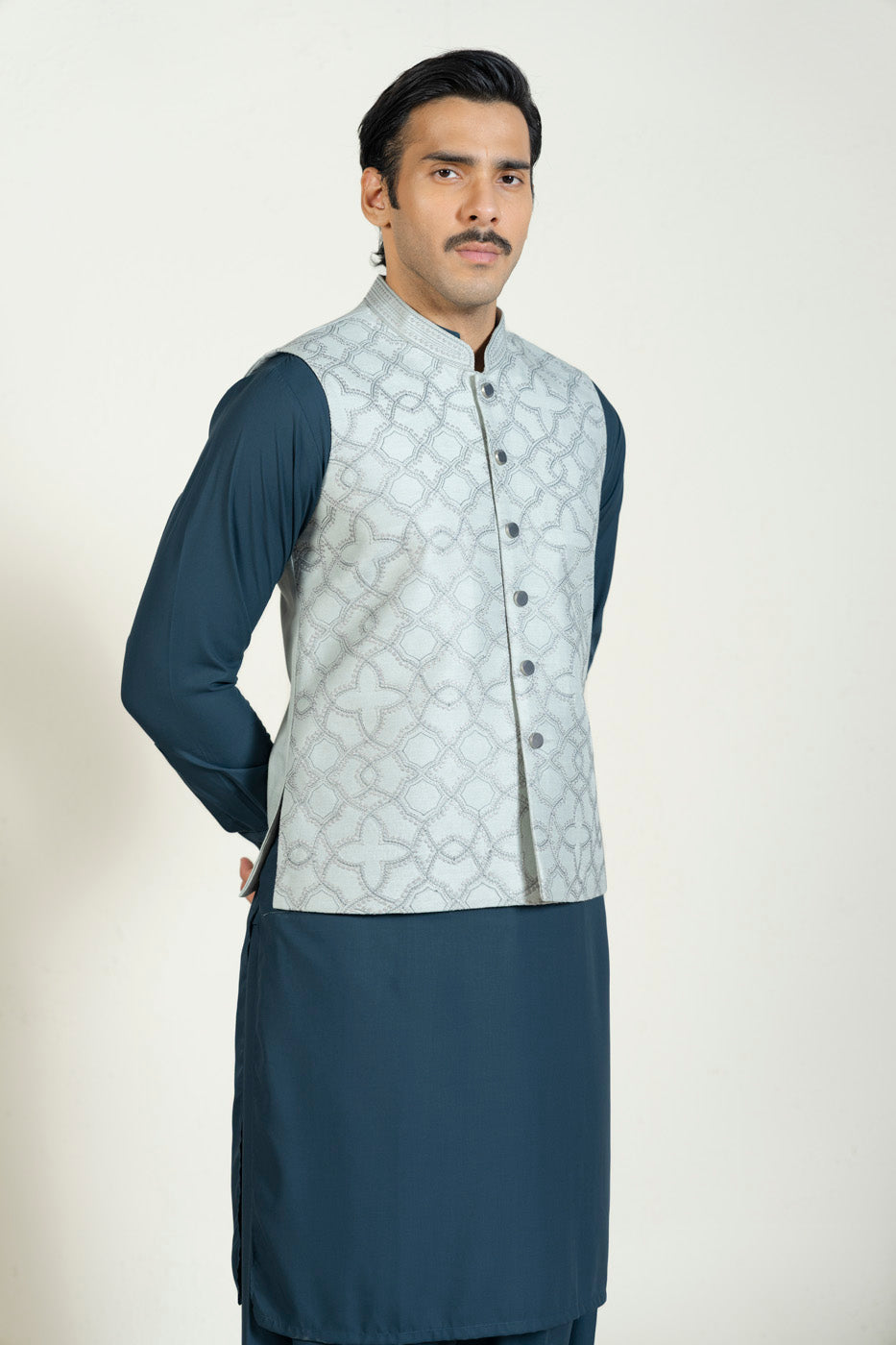 RTW | WAISTCOAT alternate view