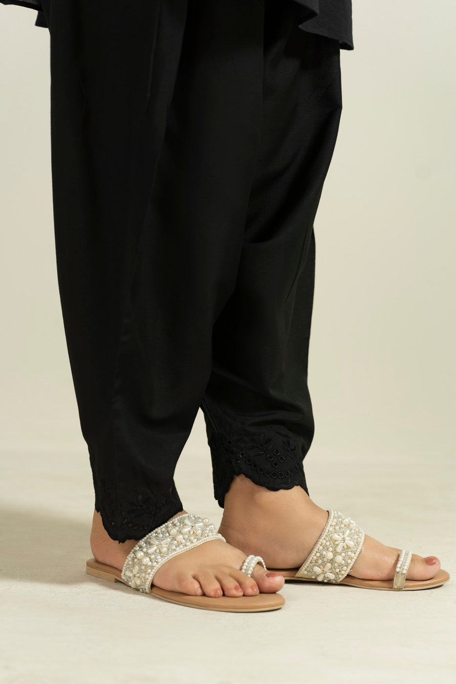 RTW | SHALWAR view 3