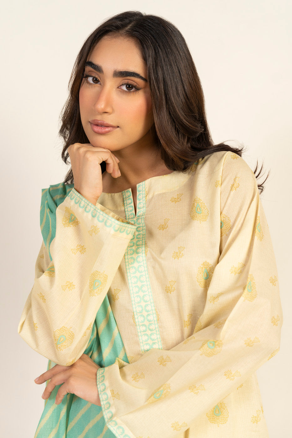 RTS  | SHIRT, TROUSER & DUPATTA view 4
