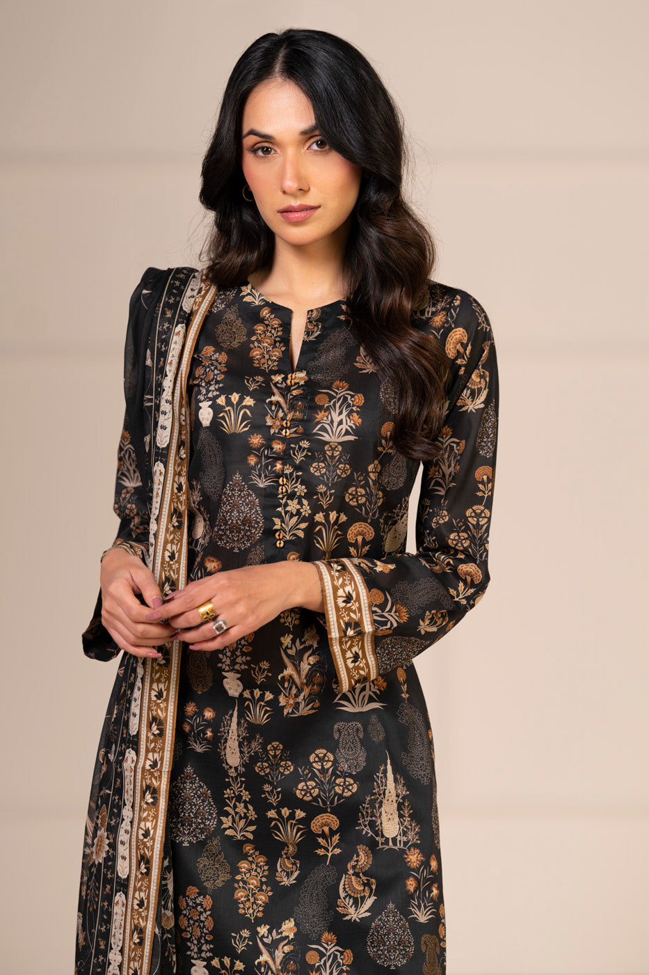 RTS  | SHIRT, TROUSER & DUPATTA alternate view