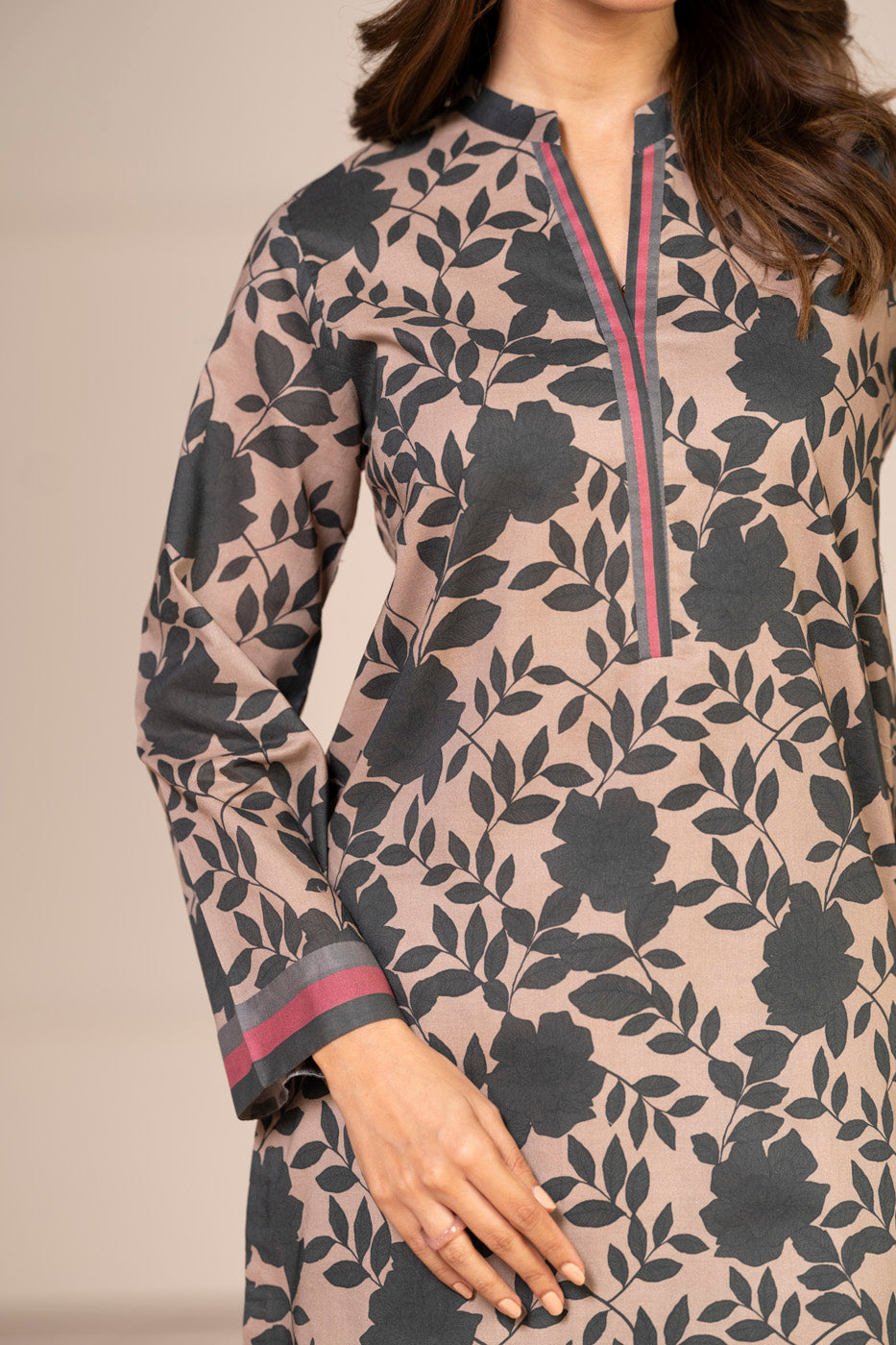 RTS | SHIRT & TROUSER view 3
