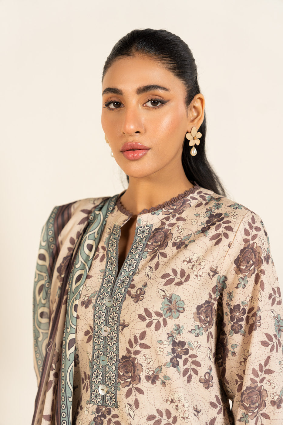 RTS | SHIRT & DUPATTA view 3