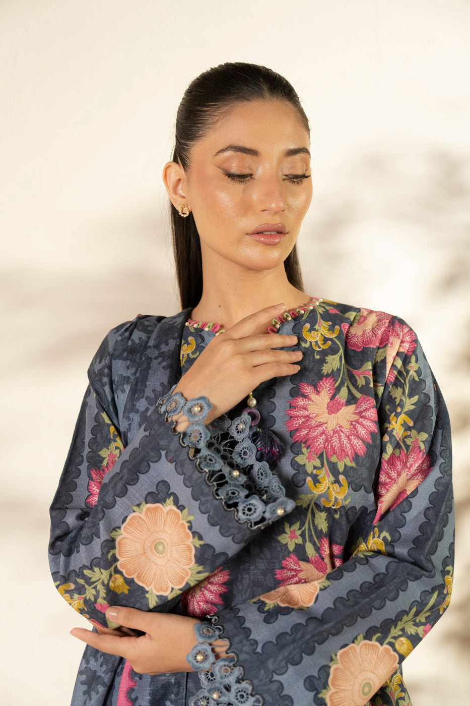 RTS | SHIRT, TROUSER & DUPATTA view 4