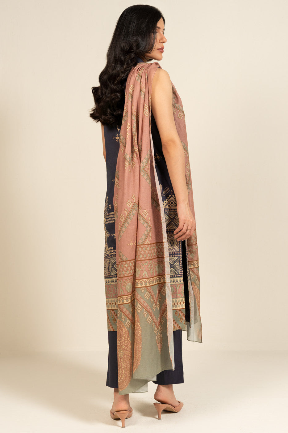 RTS | SHIRT, TROUSER & DUPATTA view 4