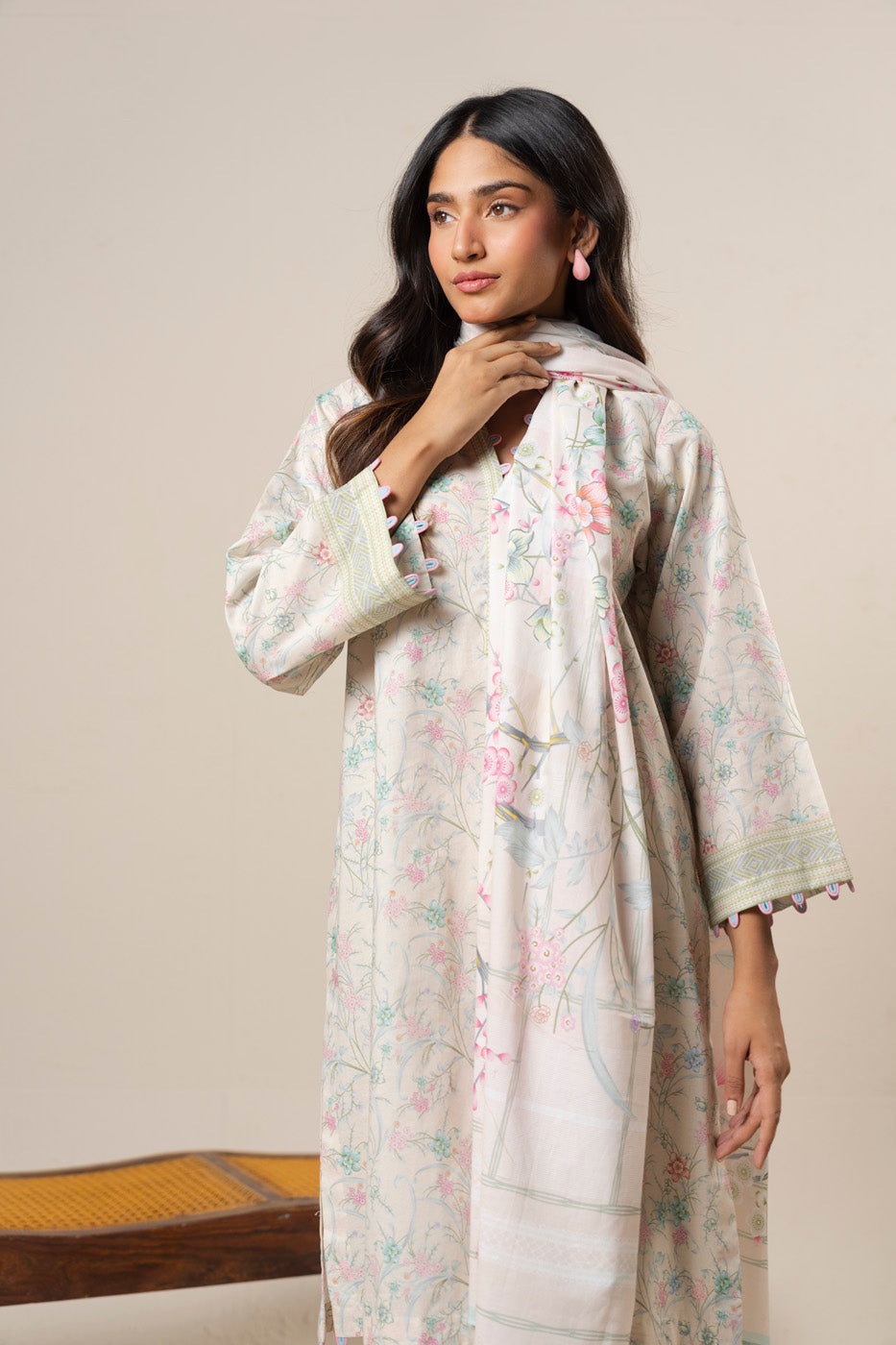 RTS | SHIRT & DUPATTA alternate view