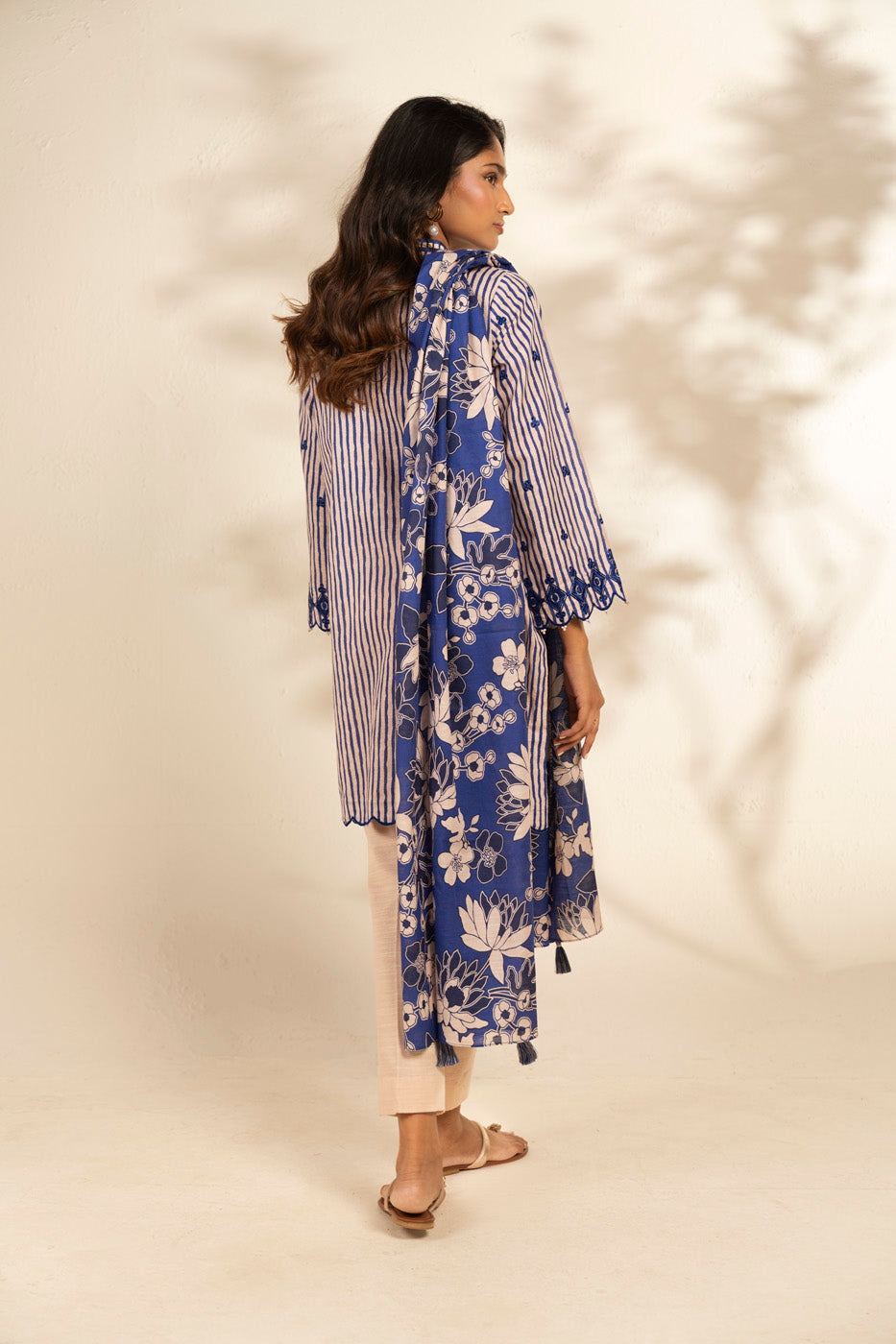 RTS | SHIRT, TROUSER & DUPATTA view 4