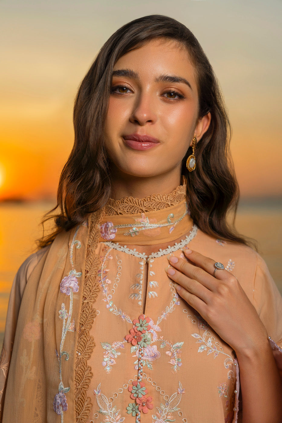 RTS | SHIRT, TROUSER & DUPATTA alternate view