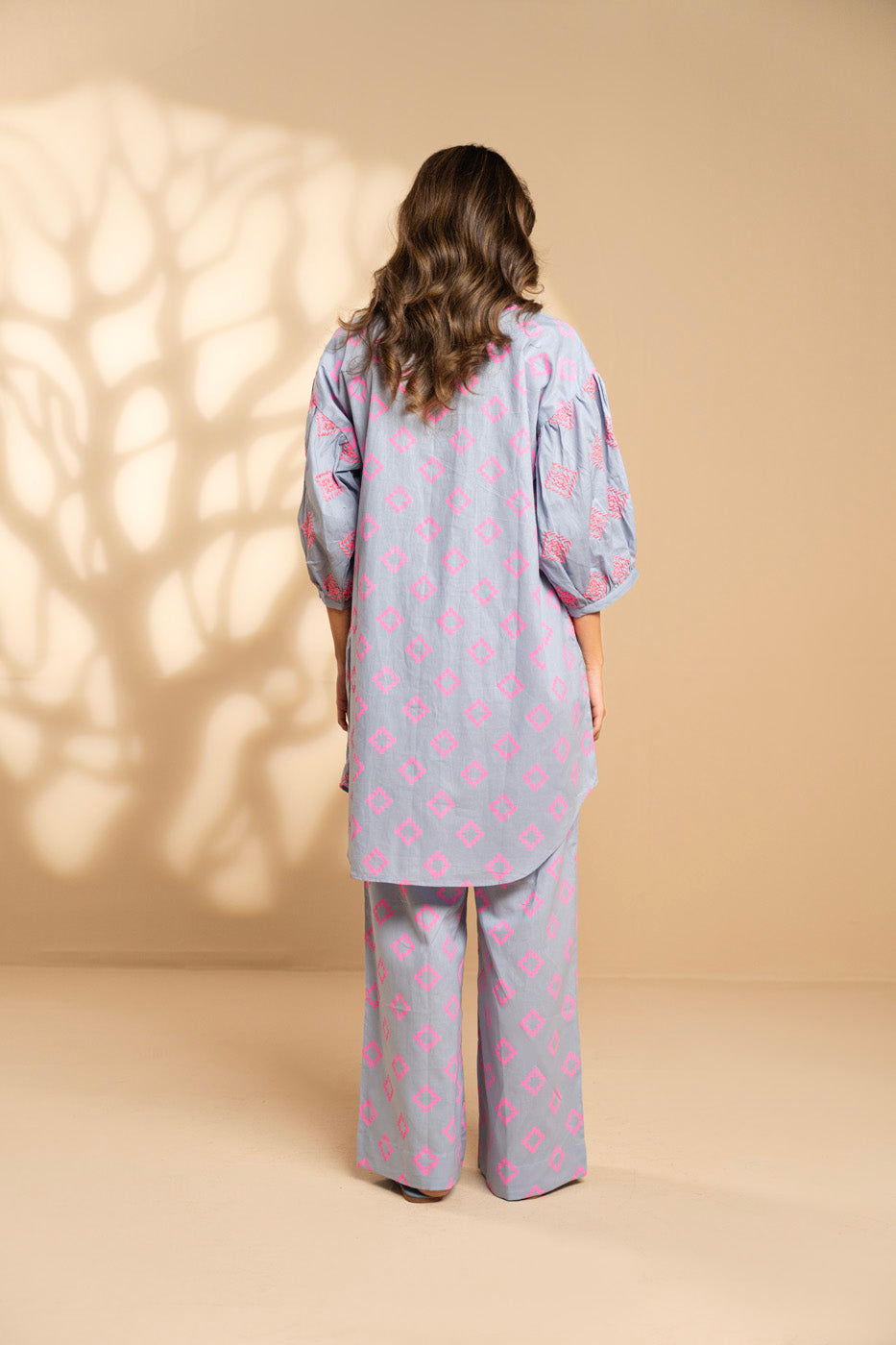 RTW | SHIRT view 4