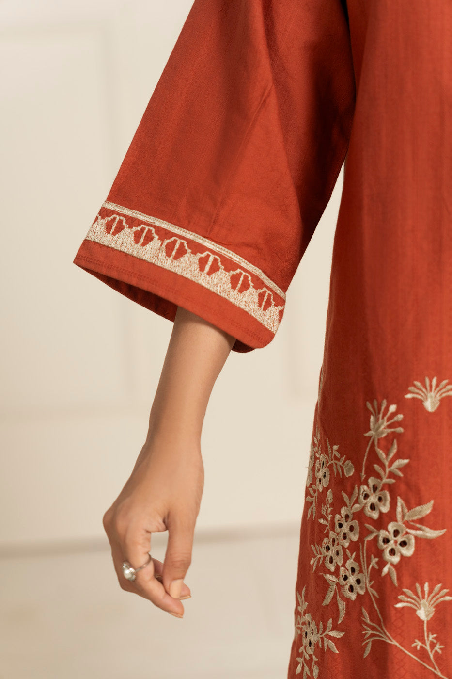 RTW | SHIRT view 4