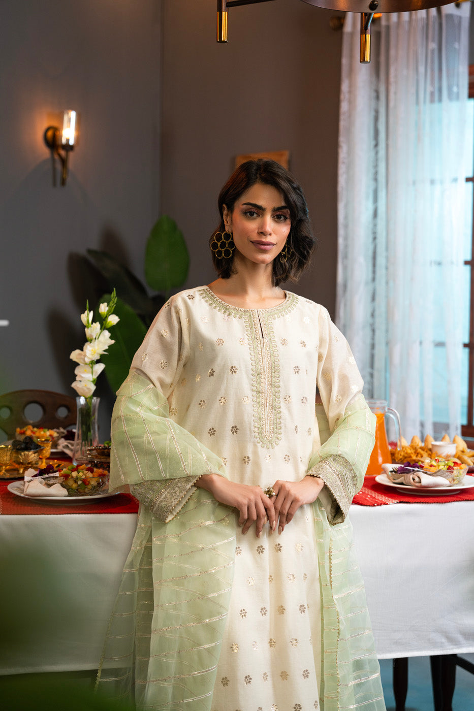 RTW | SHIRT & DUPATTA alternate view