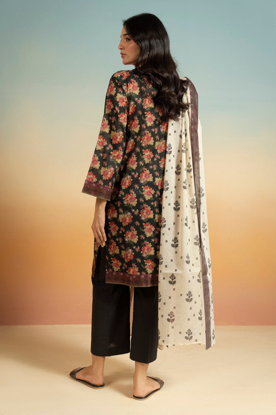 RTS  | SHIRT, TROUSER & DUPATTA view 4