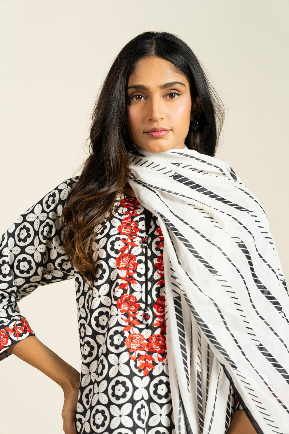 RTW | SHIRT, CULOTTE & DUPATTA view 3
