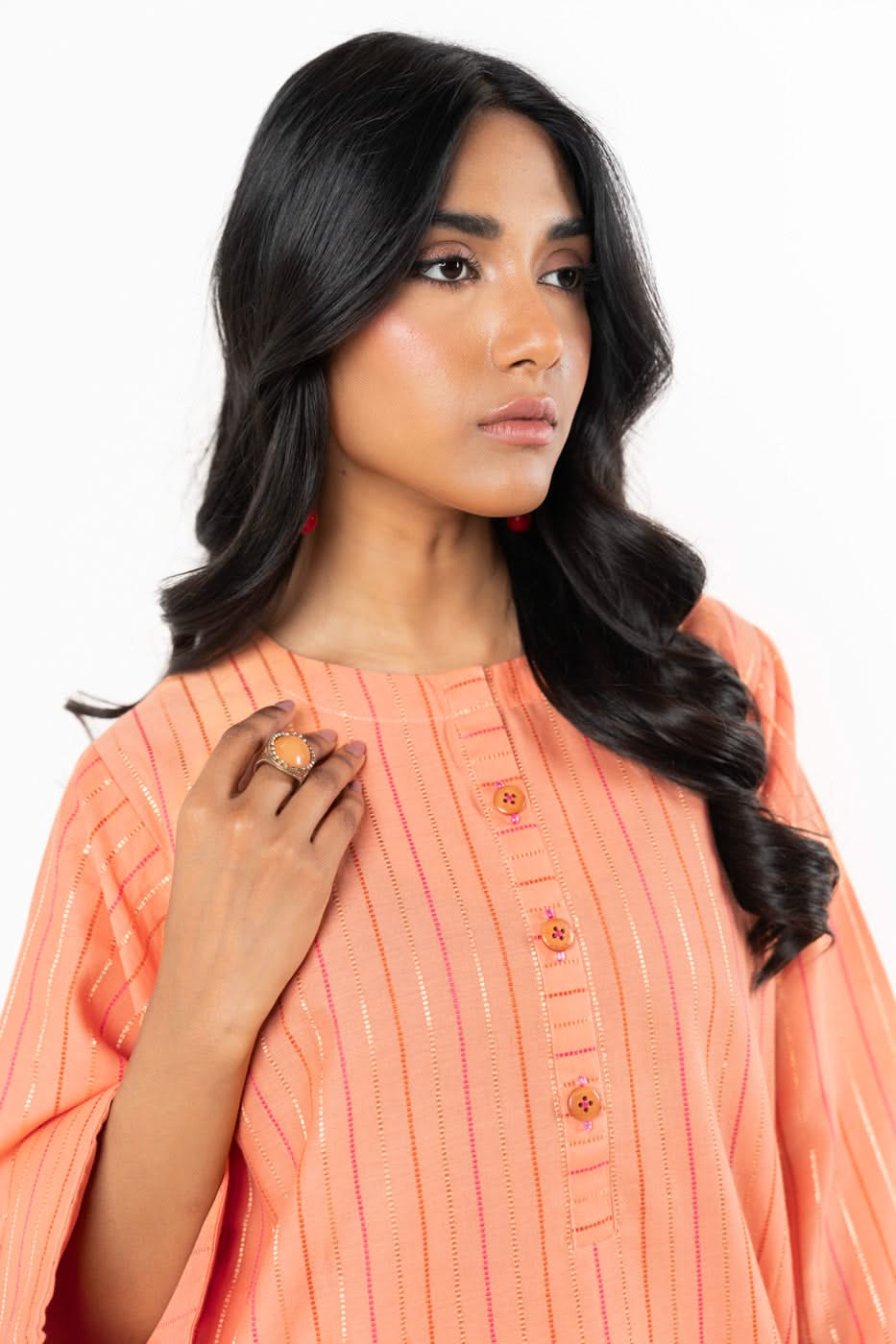 RTW  | SHIRT view 3