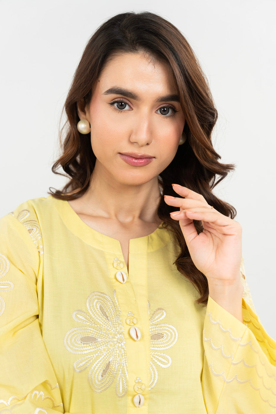 RTW | SHIRT view 3