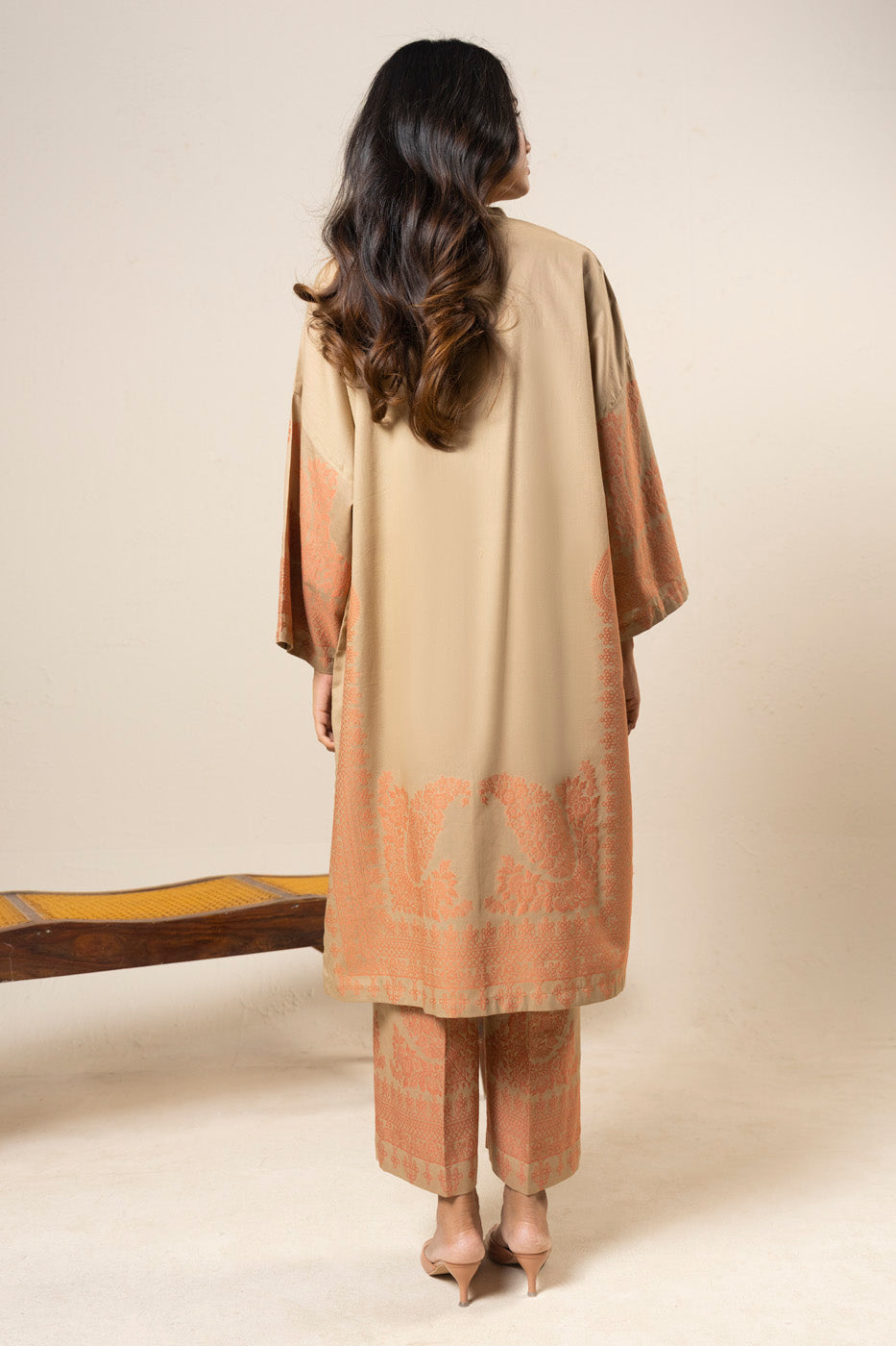 RTW | SHIRT view 4
