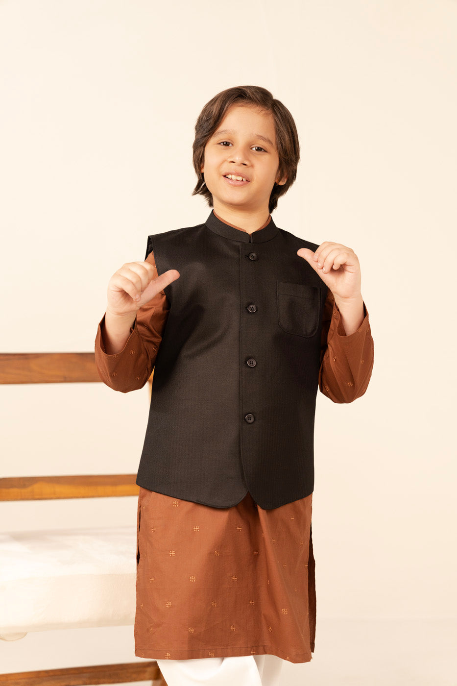 BOYS | WAISTCOAT alternate view