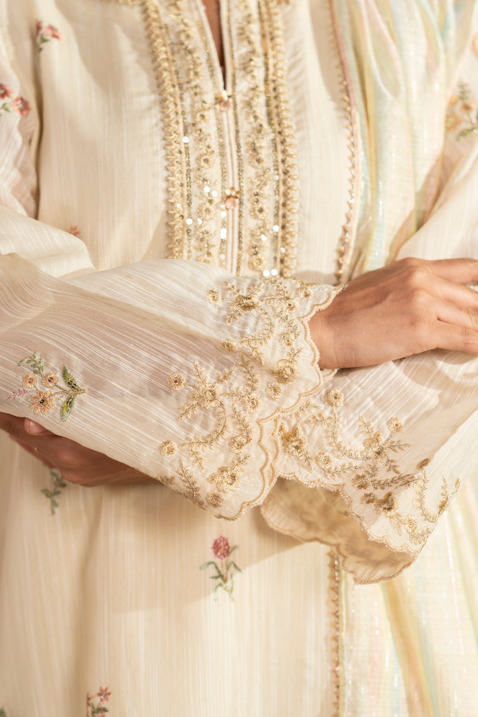 RTW | SHIRT & DUPATTA view 4