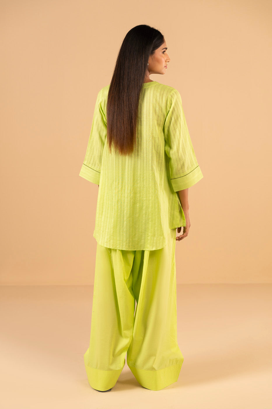 RTW | SHIRT view 4