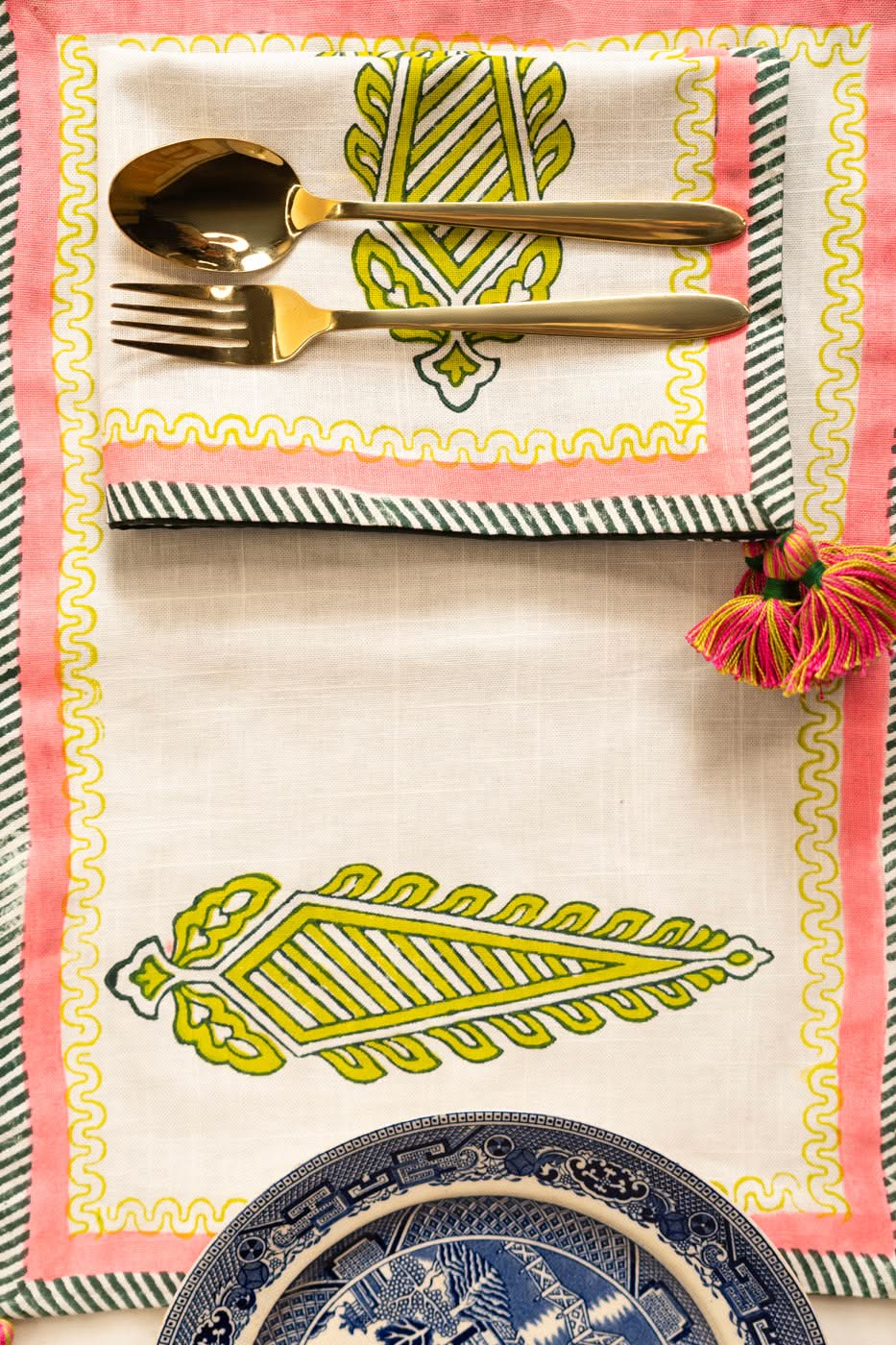 HOME | PLACE MAT alternate view