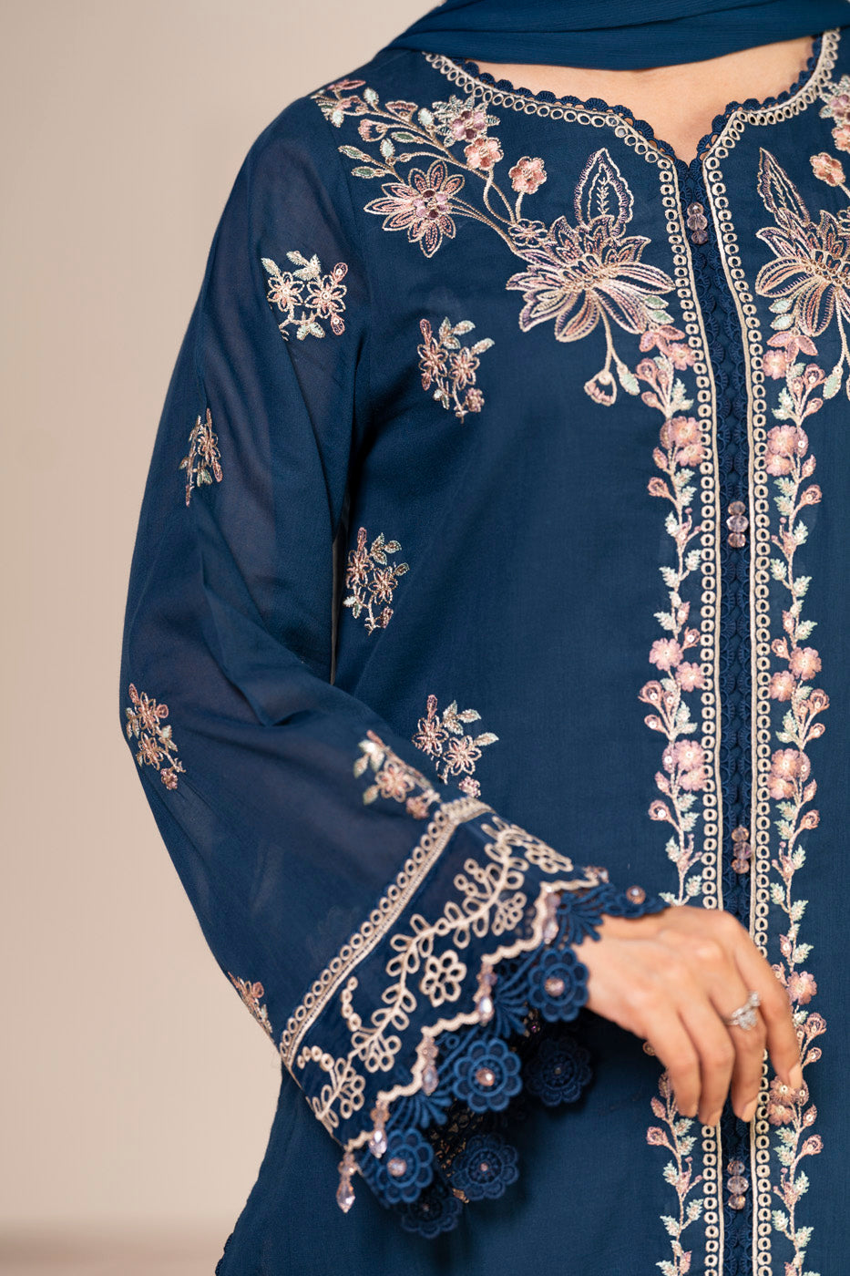 RTS | SHIRT, TROUSER & DUPATTA view 3