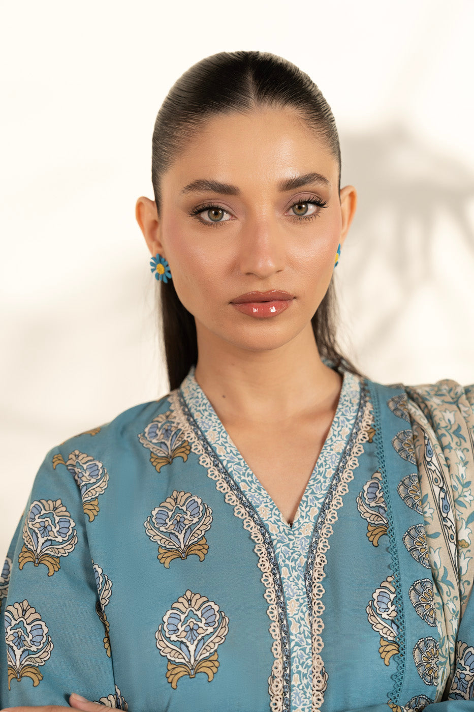 RTS | SHIRT, TROUSER & DUPATTA view 3