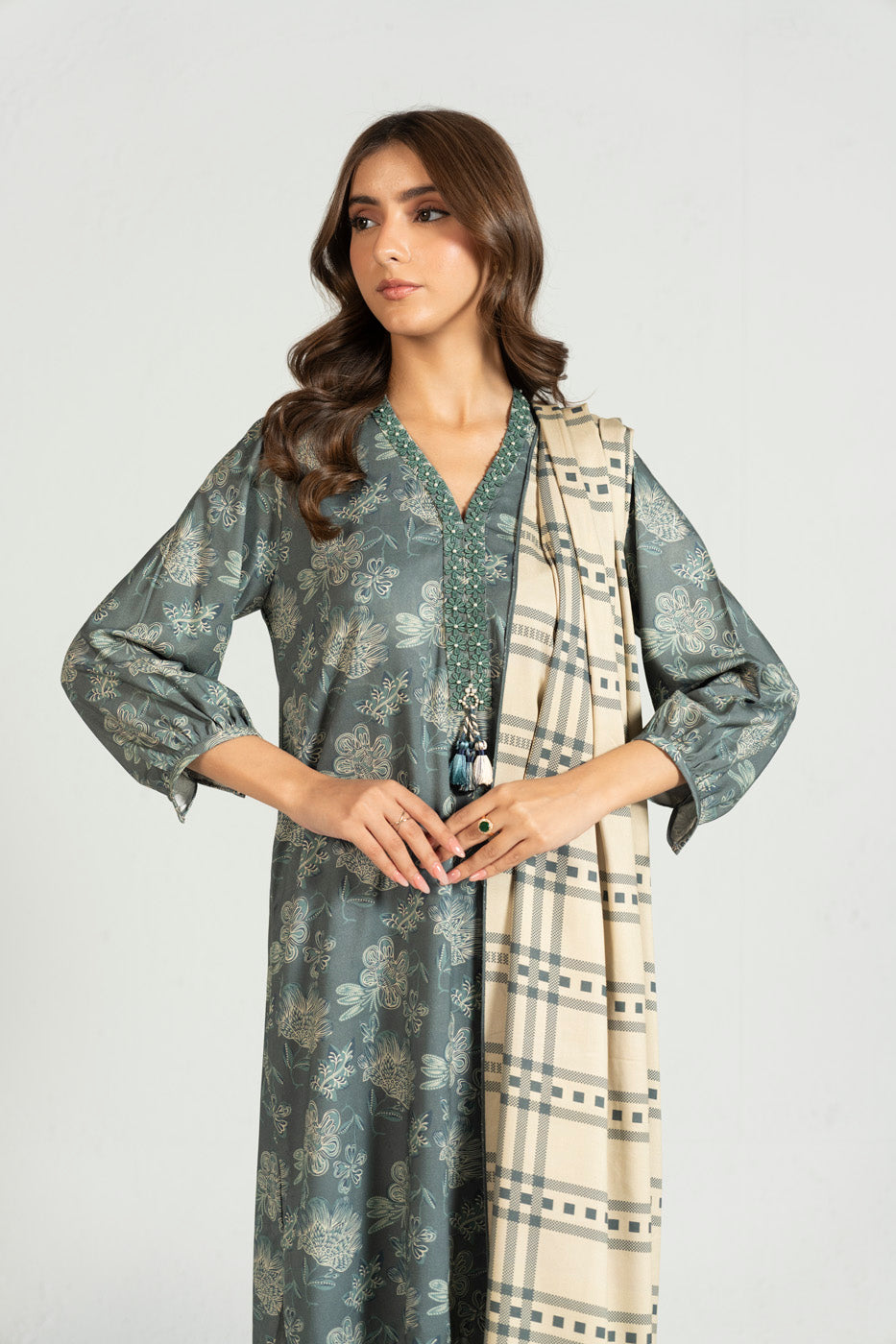 RTS | SHIRT & DUPATTA alternate view
