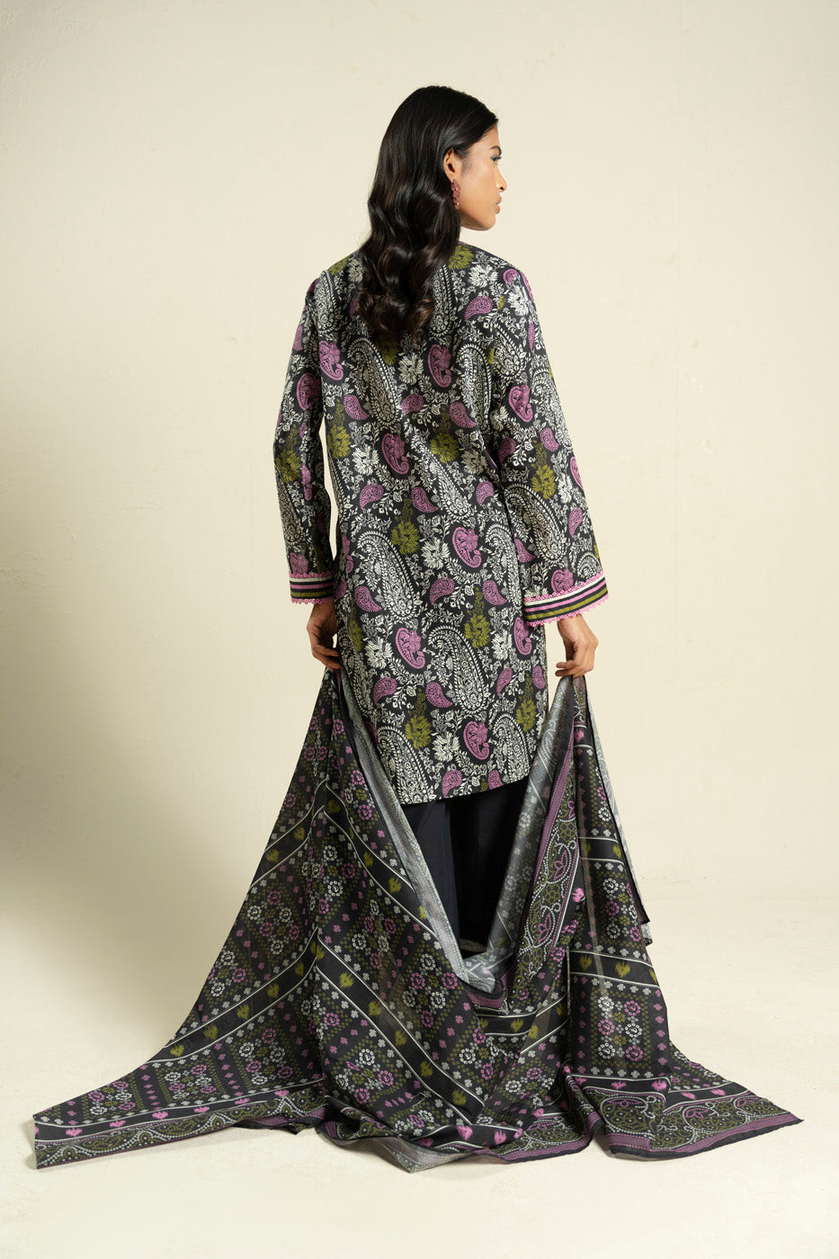 RTS | SHIRT & DUPATTA view 4