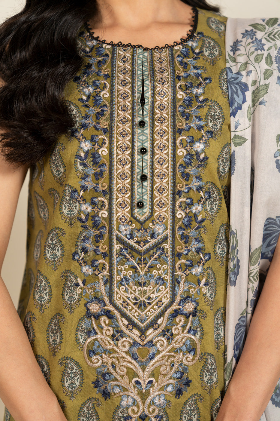 RTS | SHIRT, TROUSER & DUPATTA view 3