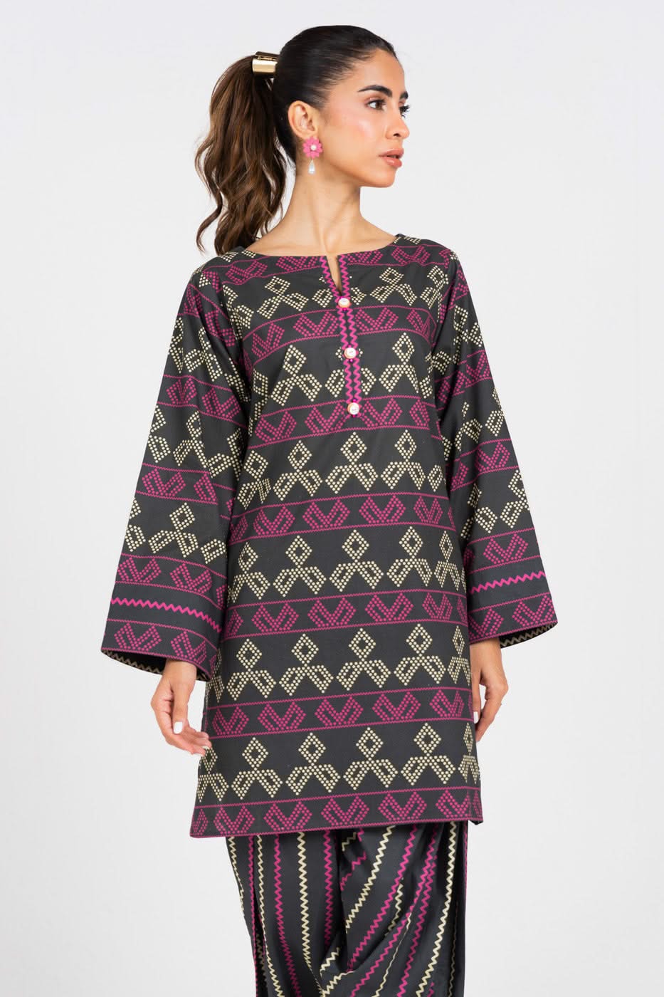 RTW | KURTI alternate view