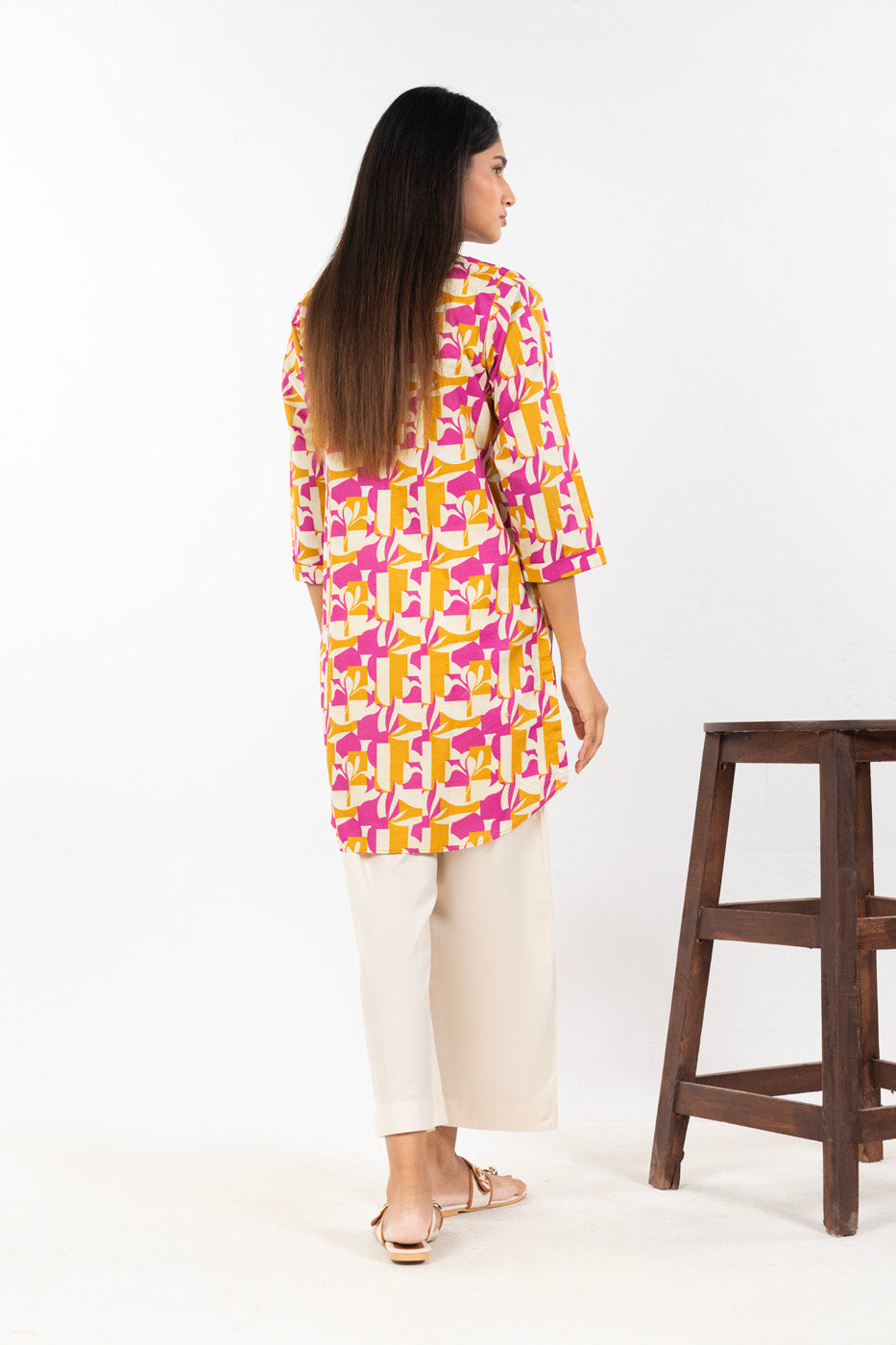 RTW  | SHIRT view 4