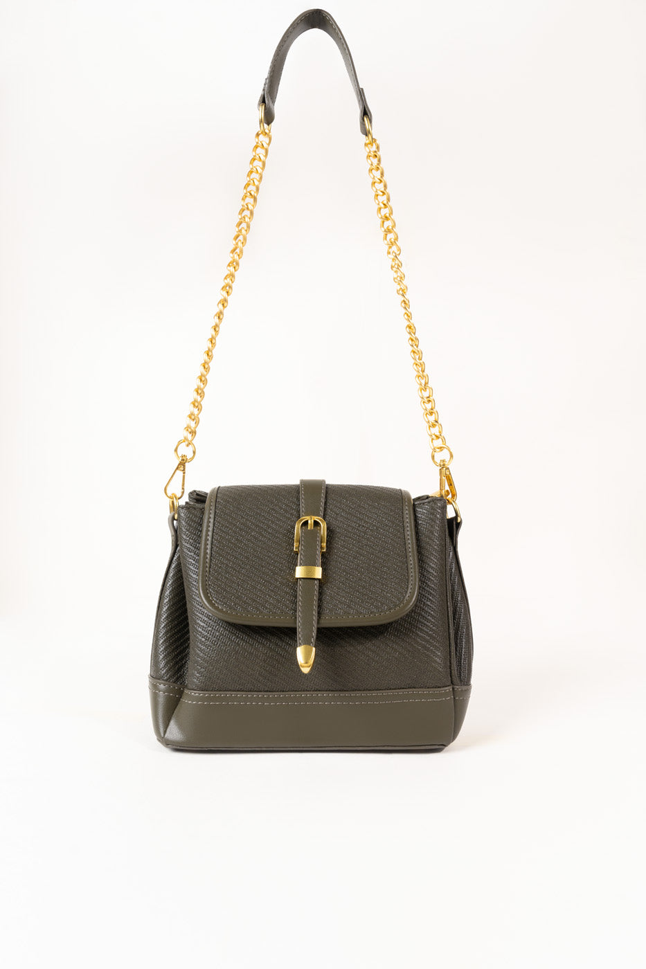 CHAIN-STRAP CROSSBODY BAG