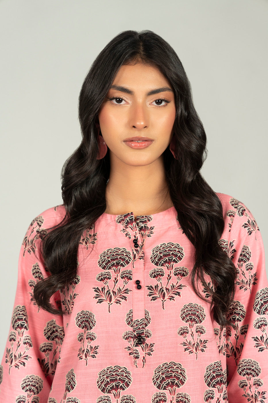 RTW | SHIRT view 3