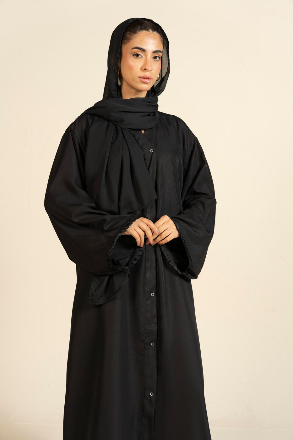RTW | ABAYA & STOLE alternate view