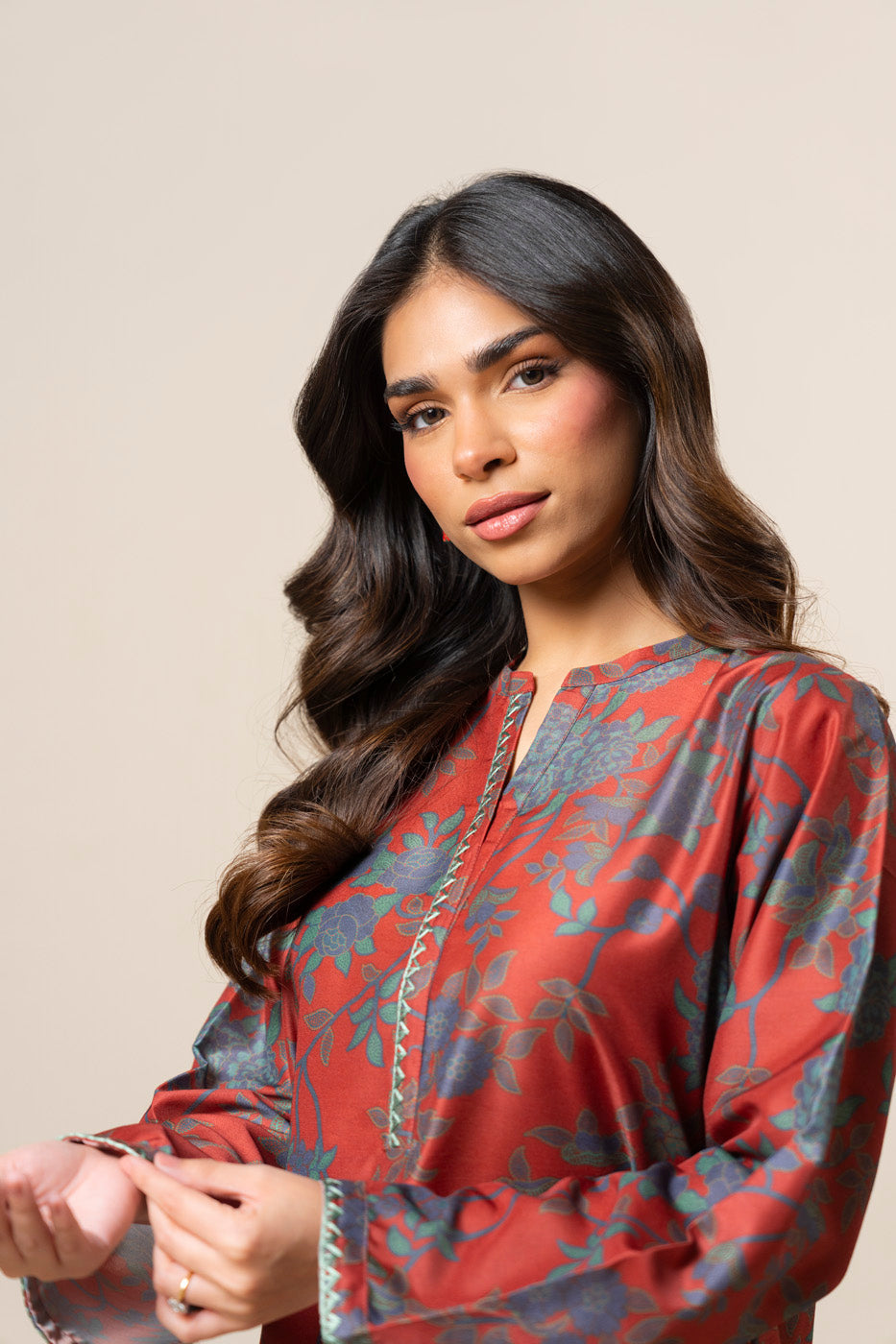 RTW | SHIRT view 3